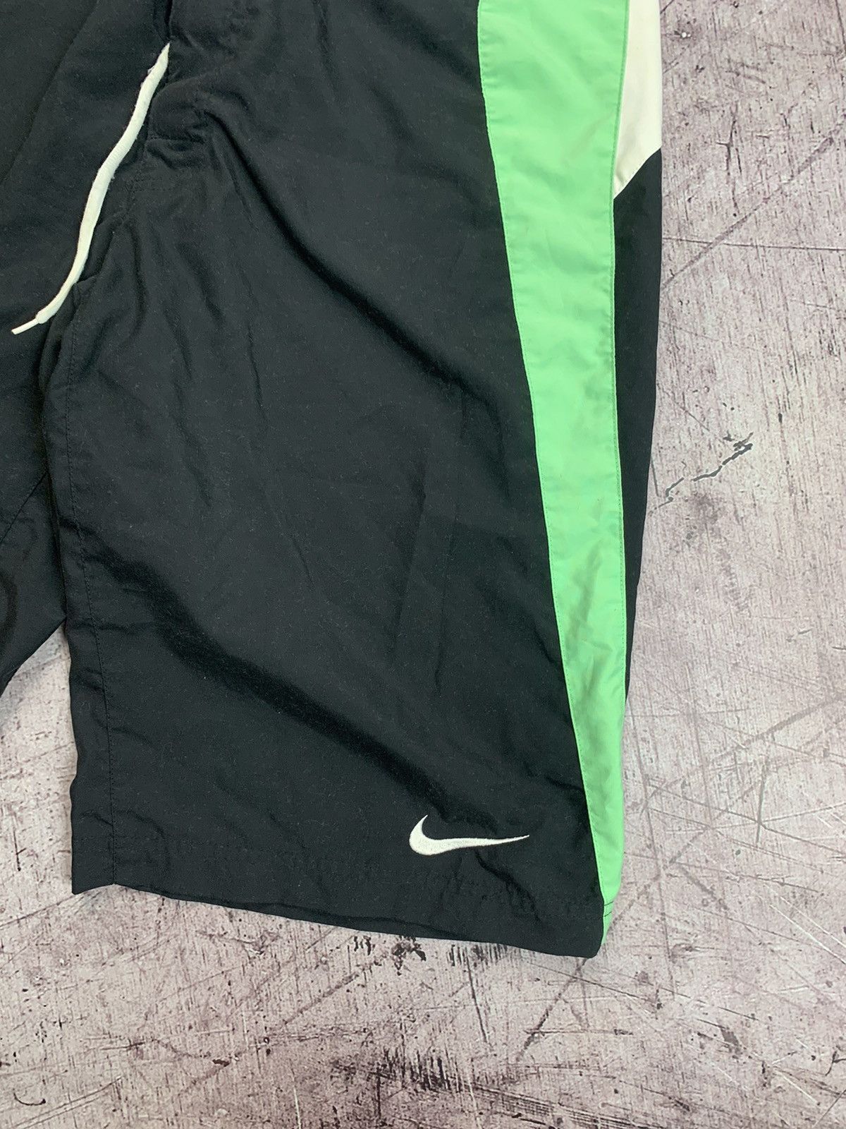 Nike × Vintage Vintage Nike Y2K Hype Shorts Size US 32 / EU 48 - 5 Thumbnail
