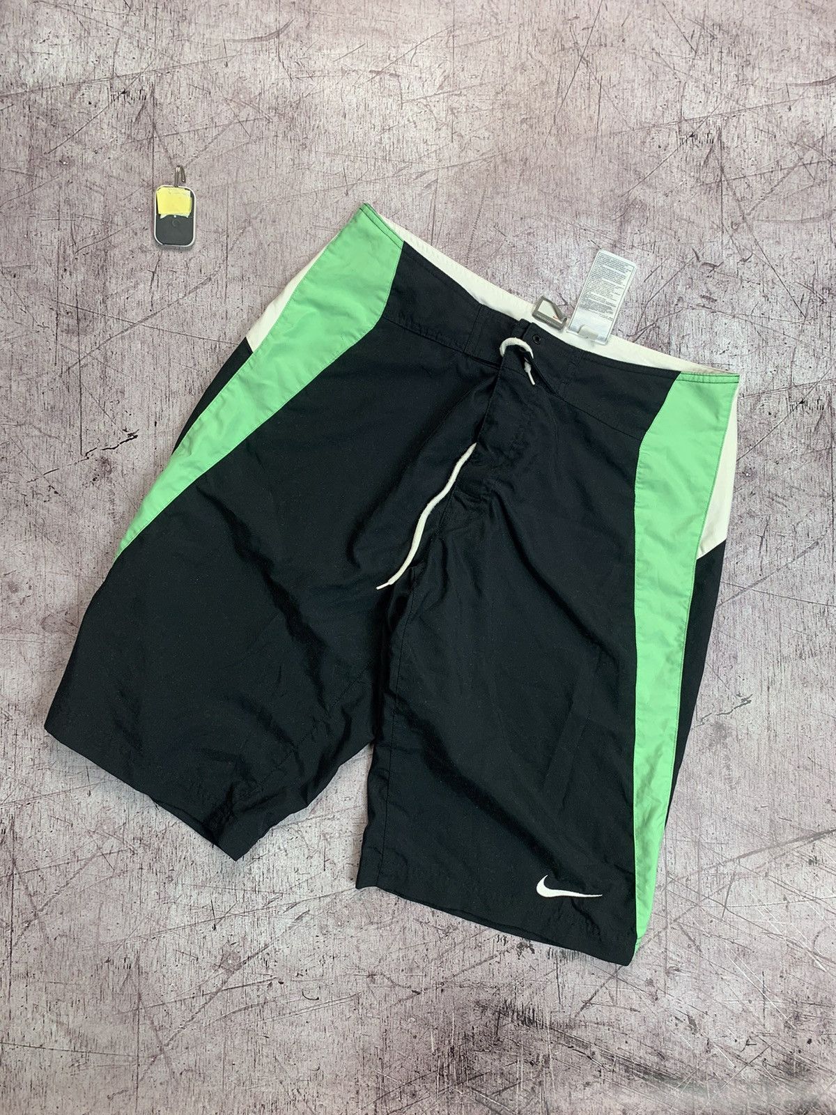 Nike × Vintage Vintage Nike Y2K Hype Shorts Size US 32 / EU 48 - 1 Thumbnail