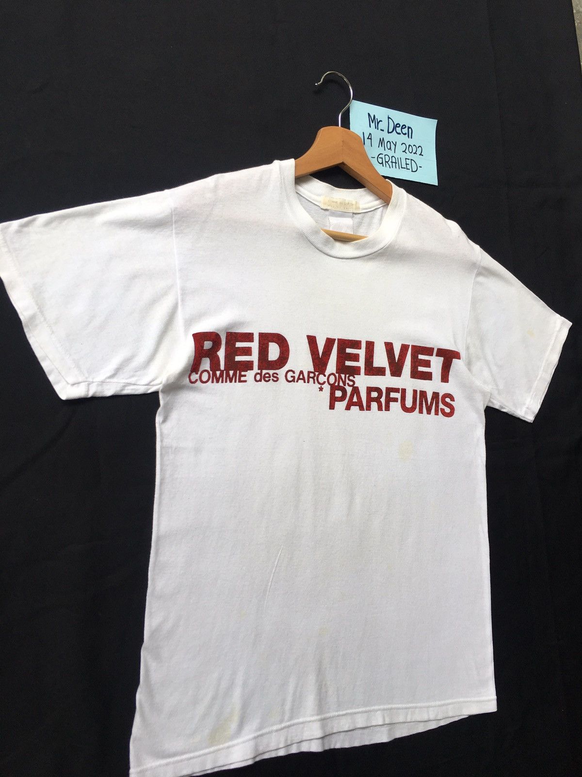 Comme des Garcons Rare Vintage CDG Comme Des Garcons Red Velvet Parfums Tee Size US S / EU 44-46 / 1 - 4 Thumbnail