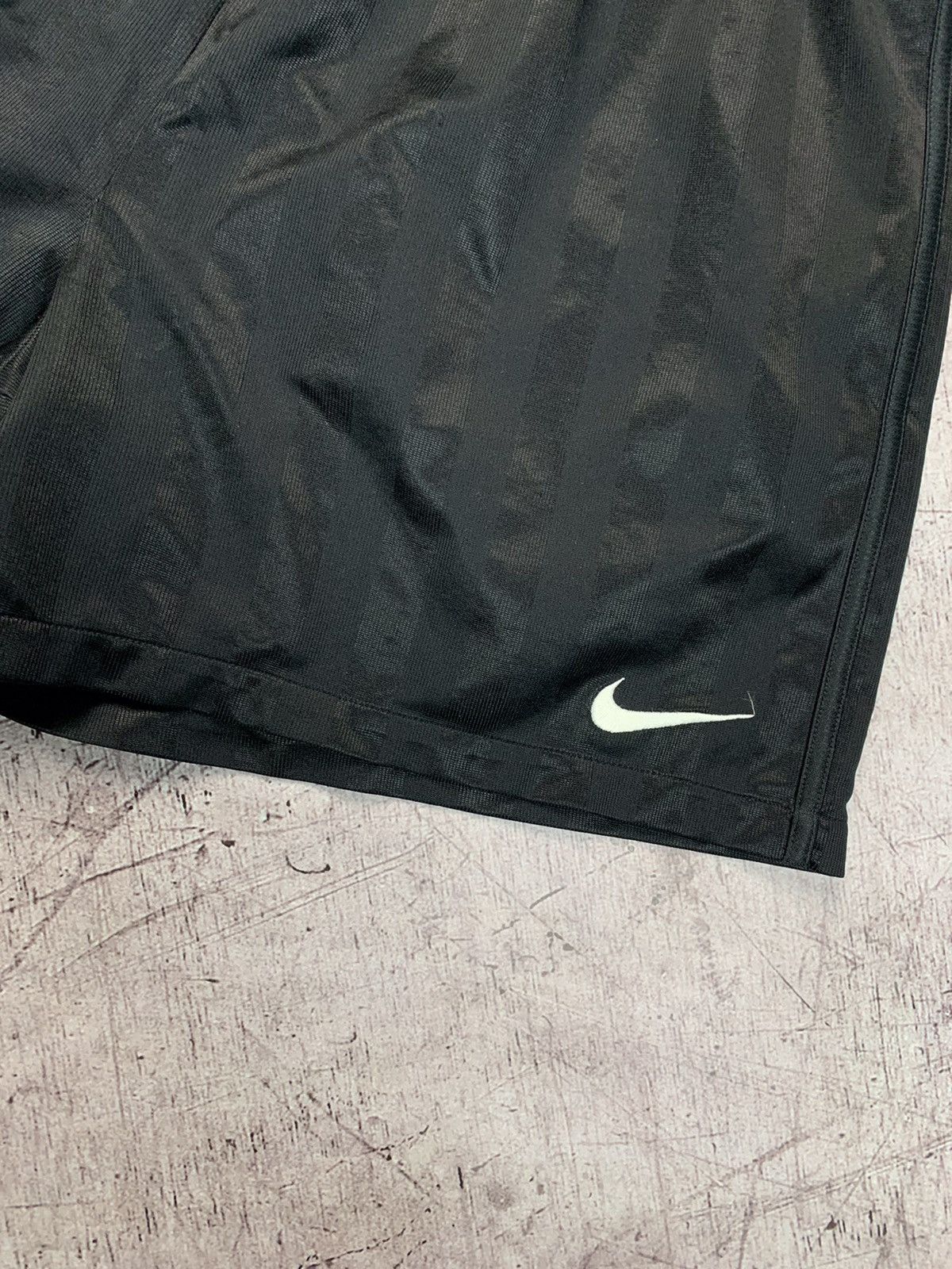 Nike × Vintage Vintage Nike Y2K Hype Mens Shorts Size US 36 / EU 52 - 6 Thumbnail