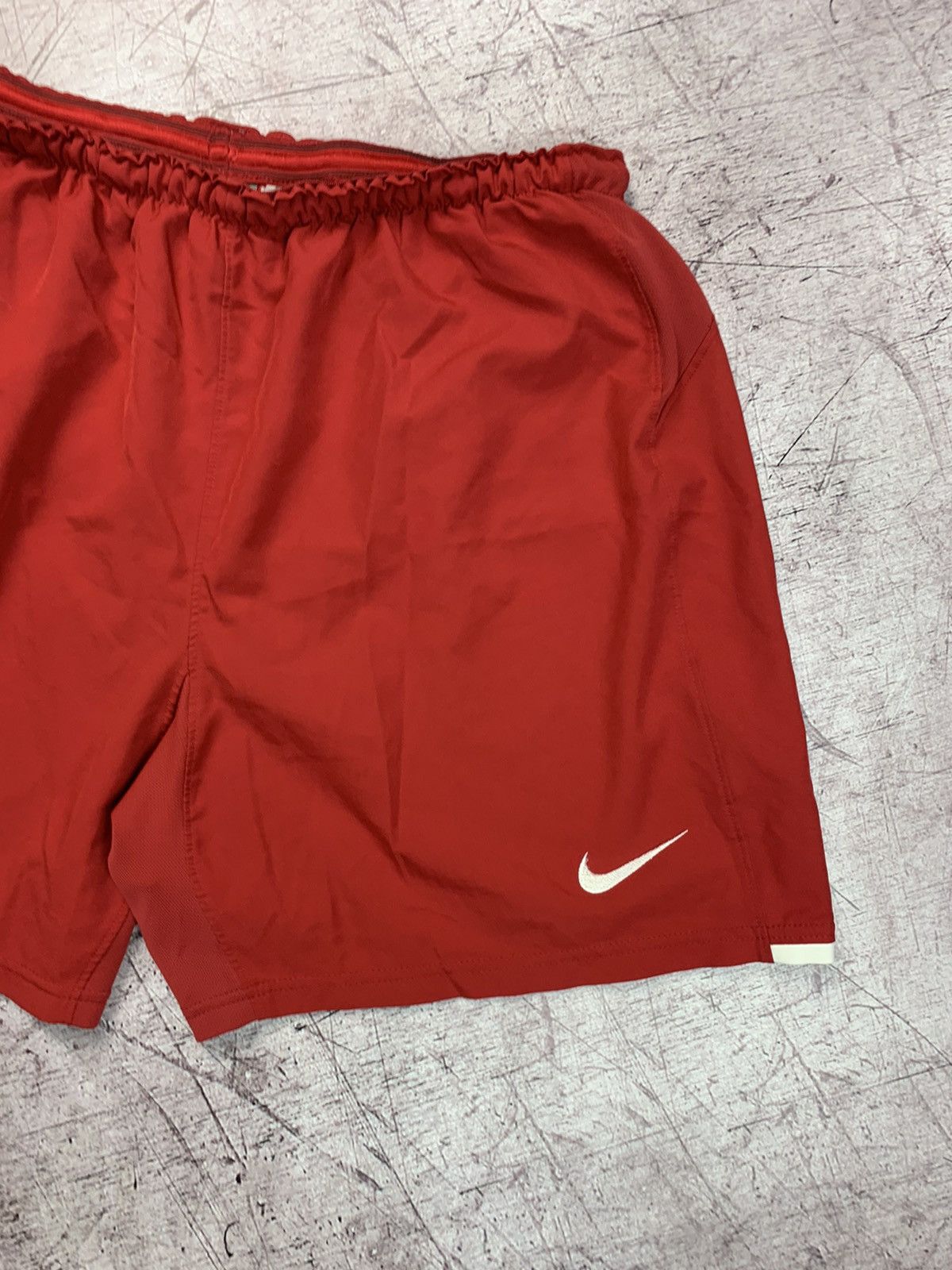 Nike Vintage Nike Y2K Shorts Size US 34 / EU 50 - 3 Thumbnail