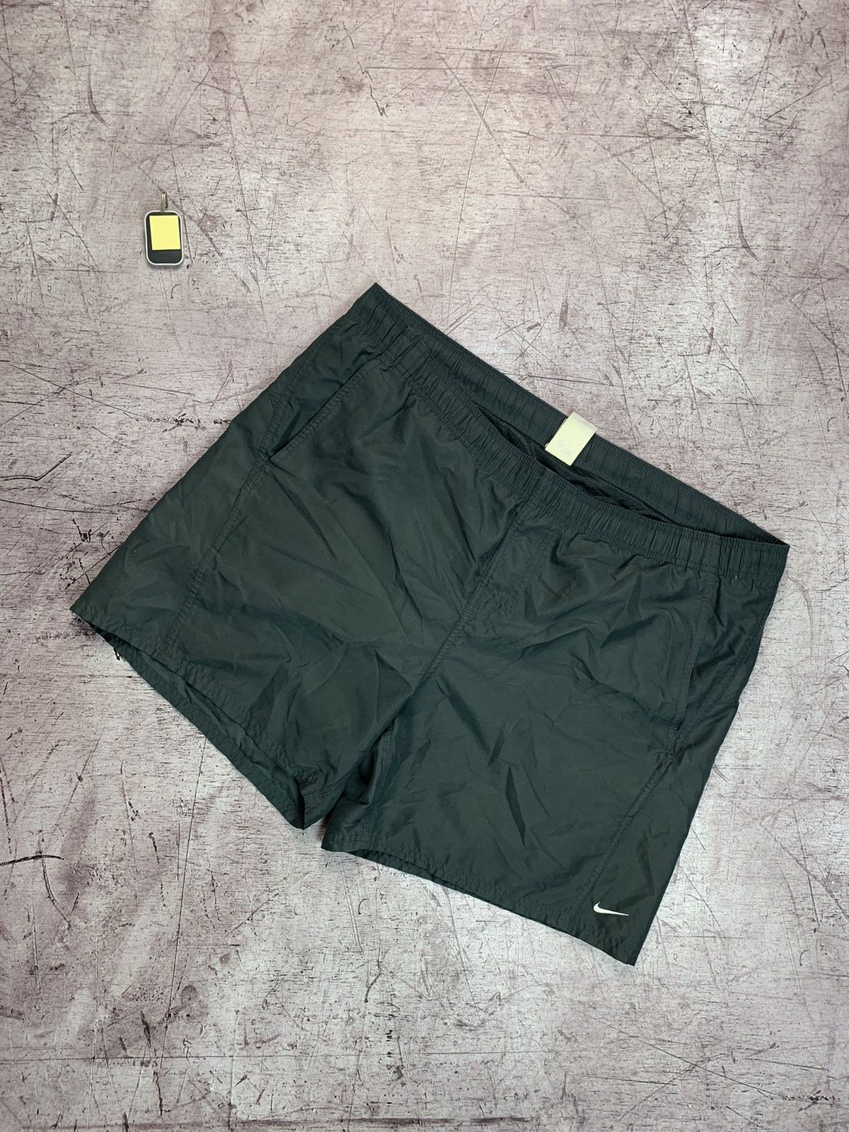 Nike × Vintage Nike Vintage Y2K Nylon Shorts Size US 36 / EU 52 - 1 Thumbnail