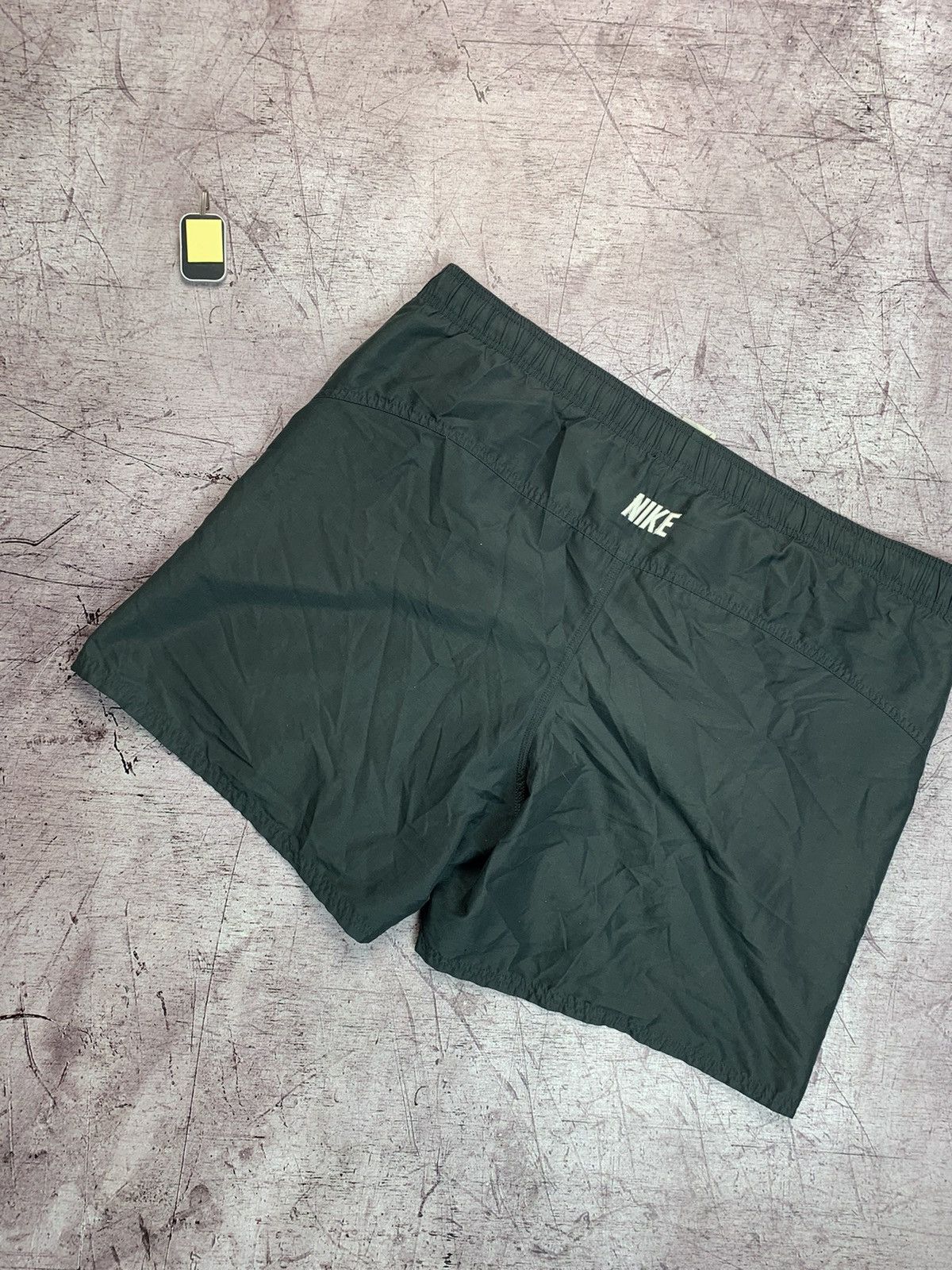 Nike × Vintage Nike Vintage Y2K Nylon Shorts Size US 36 / EU 52 - 2 Thumbnail