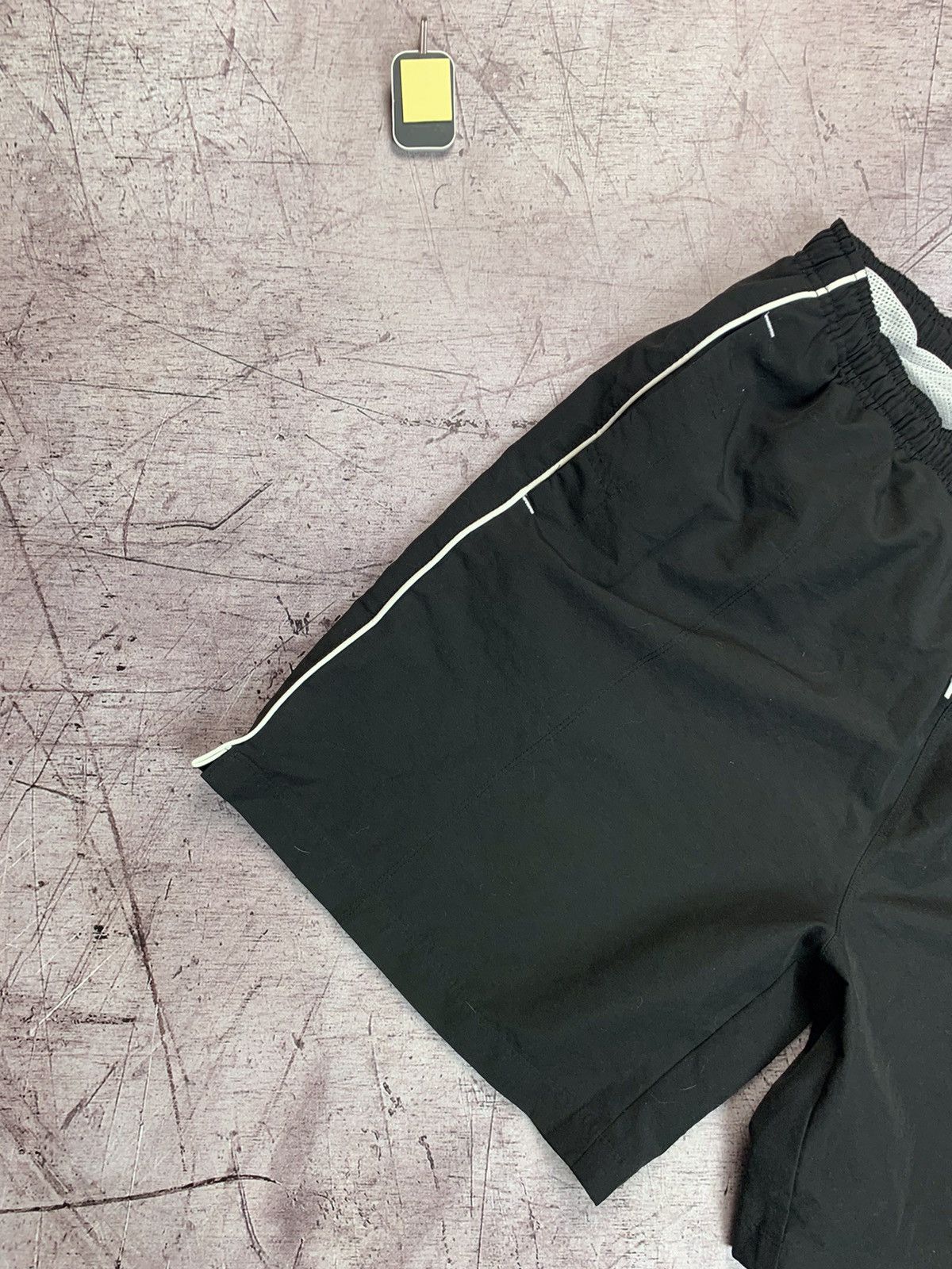 Reebok × Vintage Reebok Y2K Vintage Nylon Shorts Size US 34 / EU 50 - 6 Thumbnail