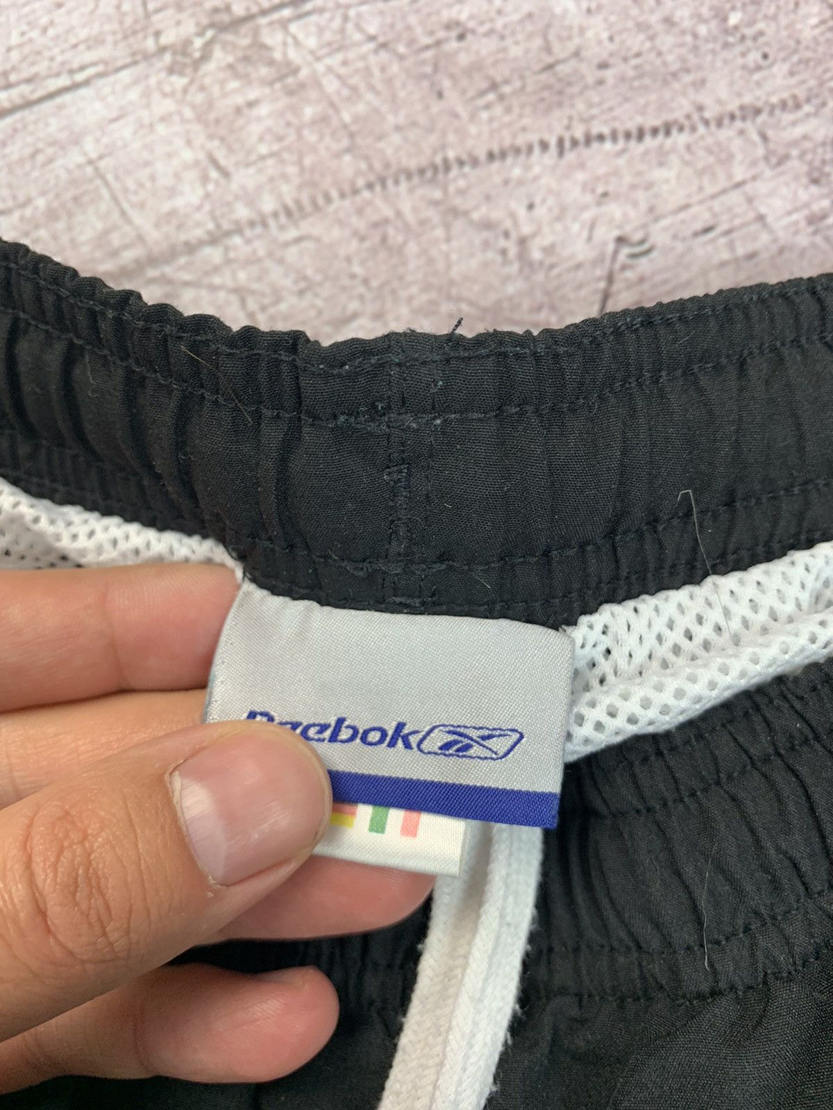 Reebok × Vintage Reebok Y2K Vintage Nylon Shorts Size US 34 / EU 50 - 4 Thumbnail