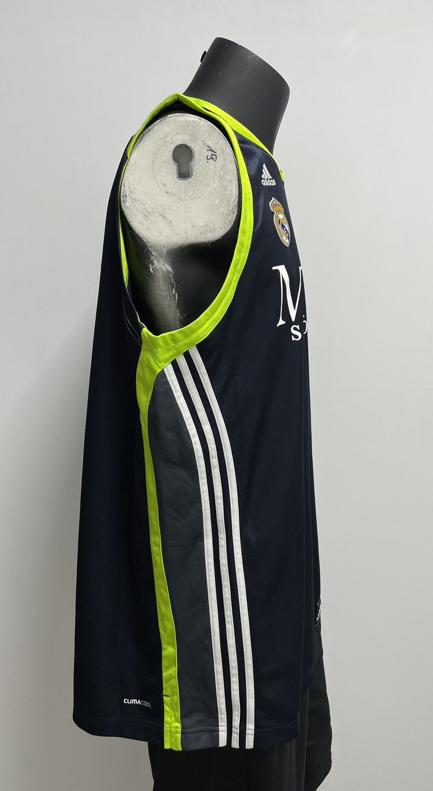Adidas × NBA Adidas Real Madrid Basketball NBA Jersey Sleeveless Size US XL / EU 56 / 4 - 5 Thumbnail