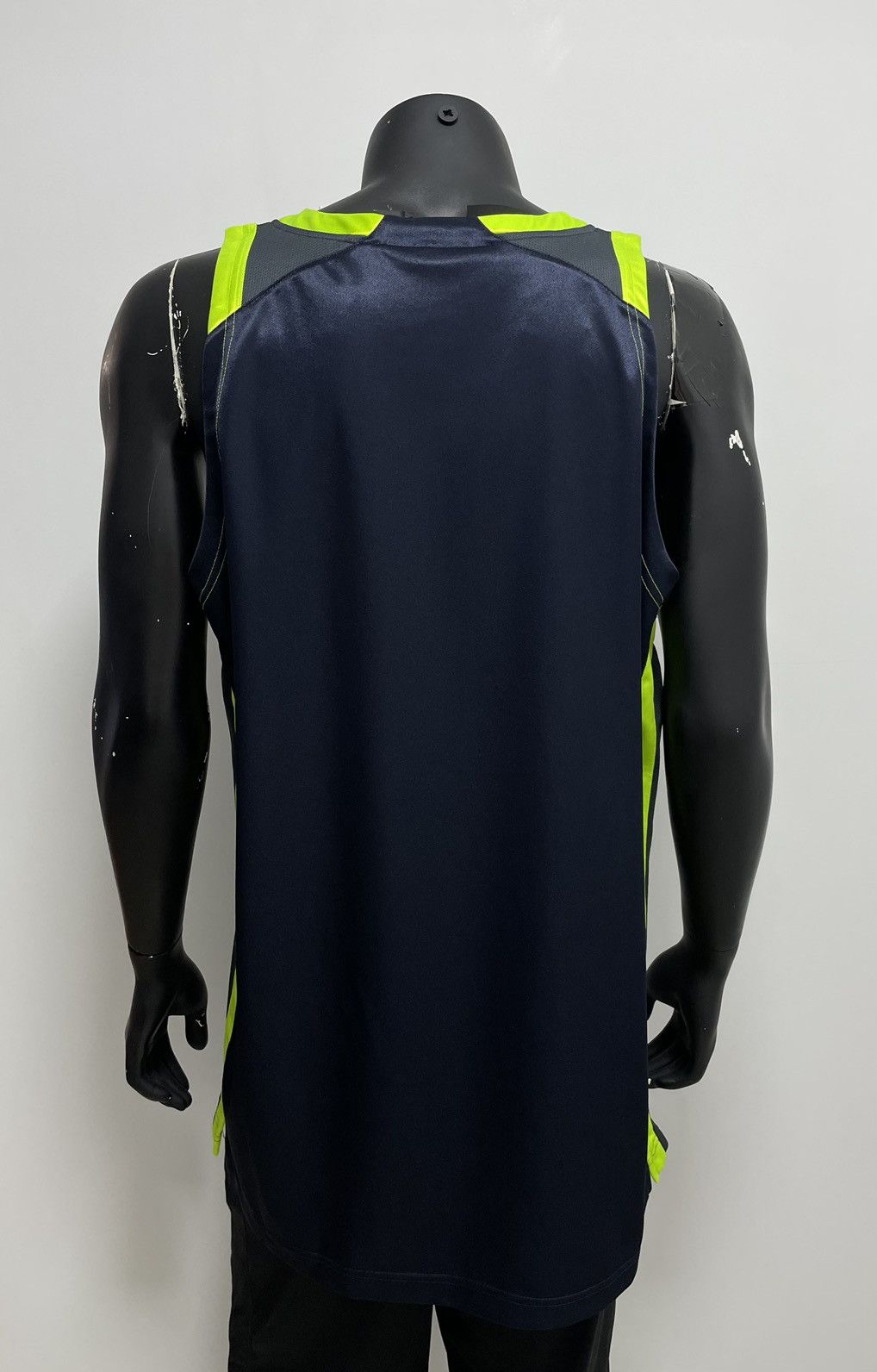 Adidas × NBA Adidas Real Madrid Basketball NBA Jersey Sleeveless Size US XL / EU 56 / 4 - 6 Thumbnail