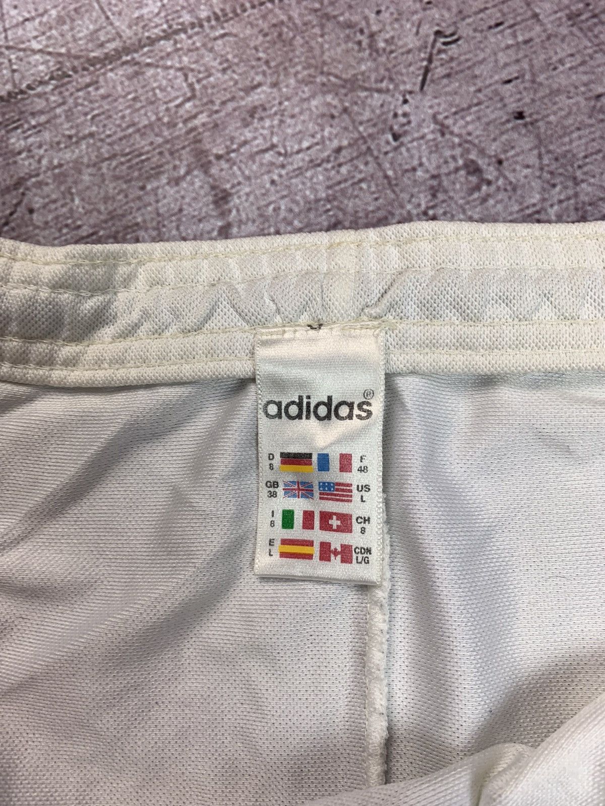 Adidas × Vintage Adidas Vintage Mens Nylon Shorts Size US 34 / EU 50 - 5 Thumbnail