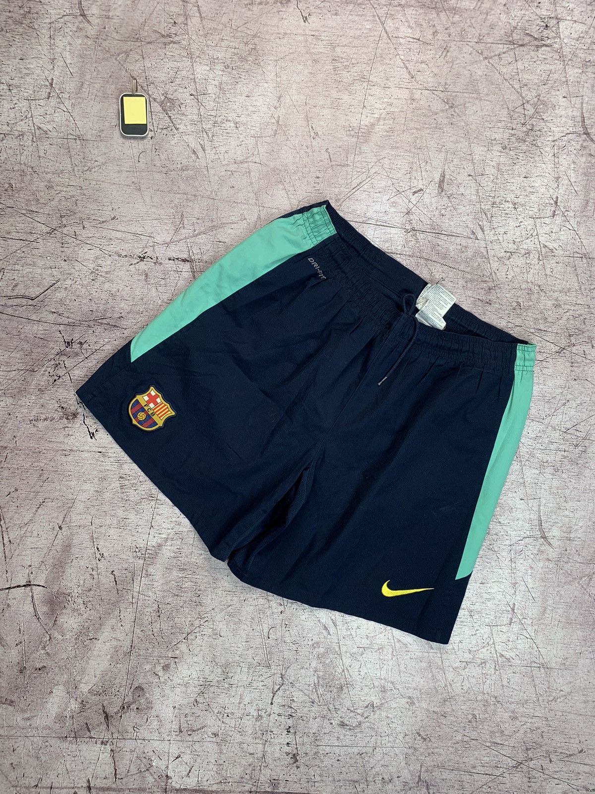 Nike × Vintage Nike F.C Barcelona Vintage Mens Shorts Size US 30 / EU 46 - 1 Thumbnail