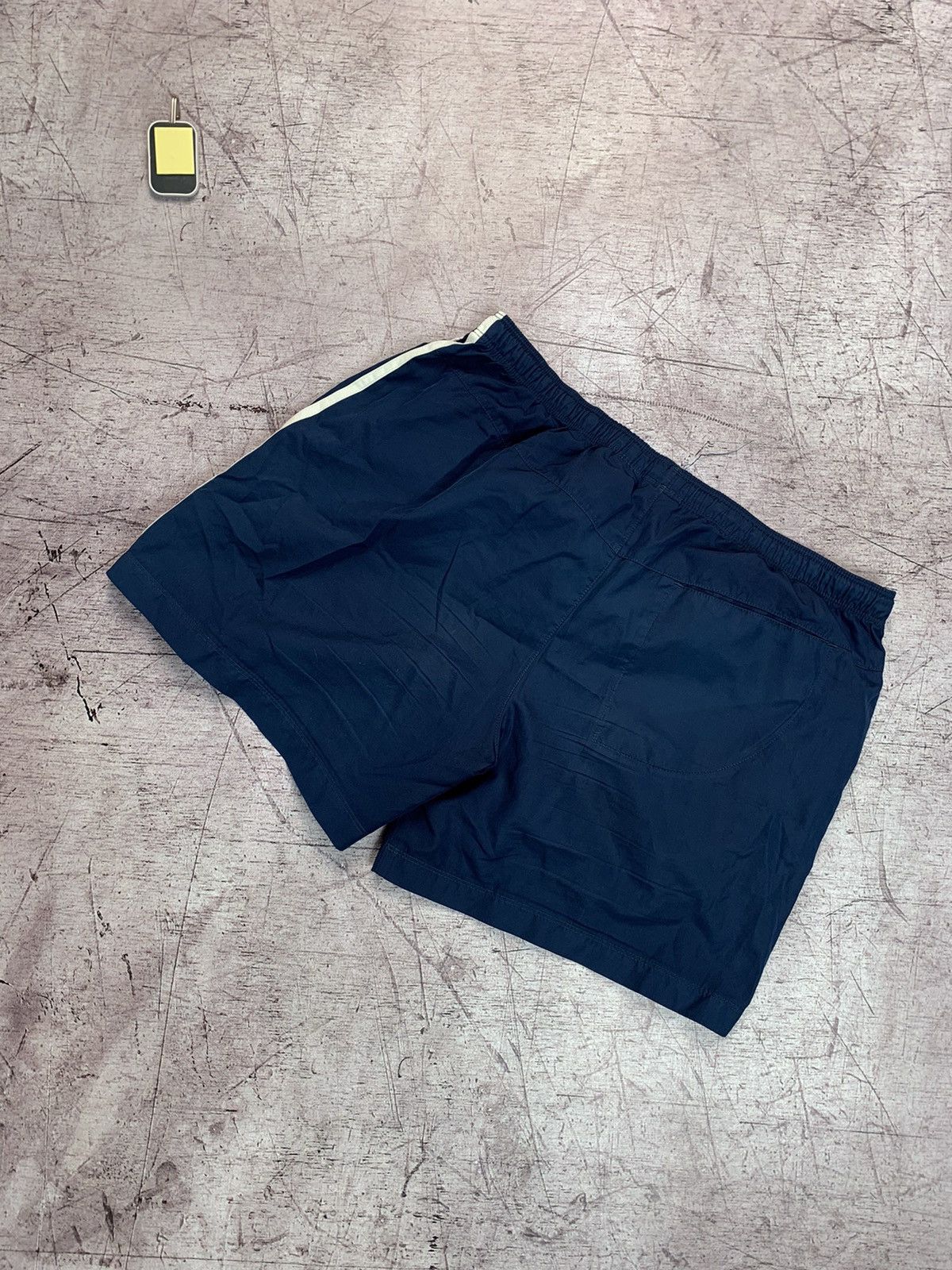 Nike Vintage Nike Nylon Shorts Size US 32 / EU 48 - 2 Thumbnail
