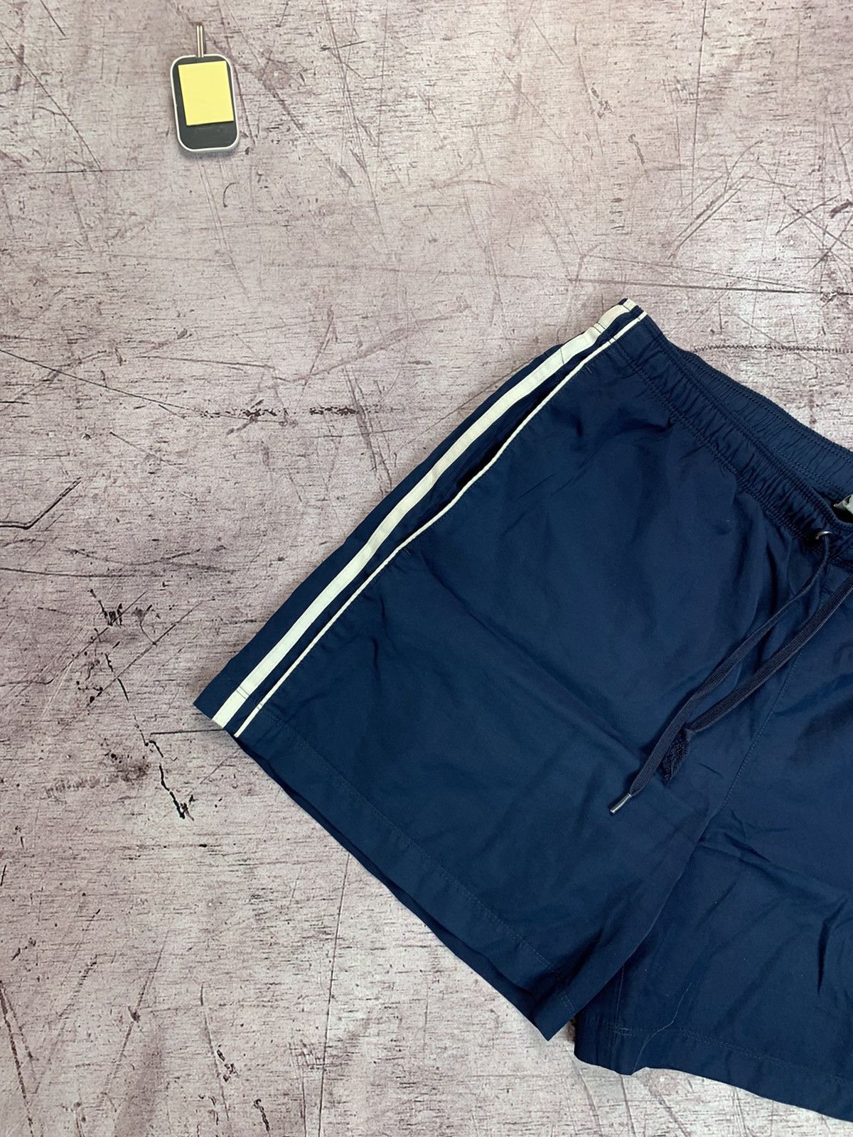 Nike Vintage Nike Nylon Shorts Size US 32 / EU 48 - 3 Thumbnail