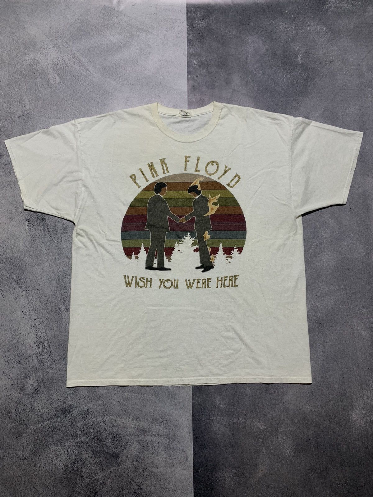 Band Tees Vintage Y2K Pink Floyd t-shirt band tee streetwear size XXL Size US XXL / EU 58 / 5 - 1 Thumbnail