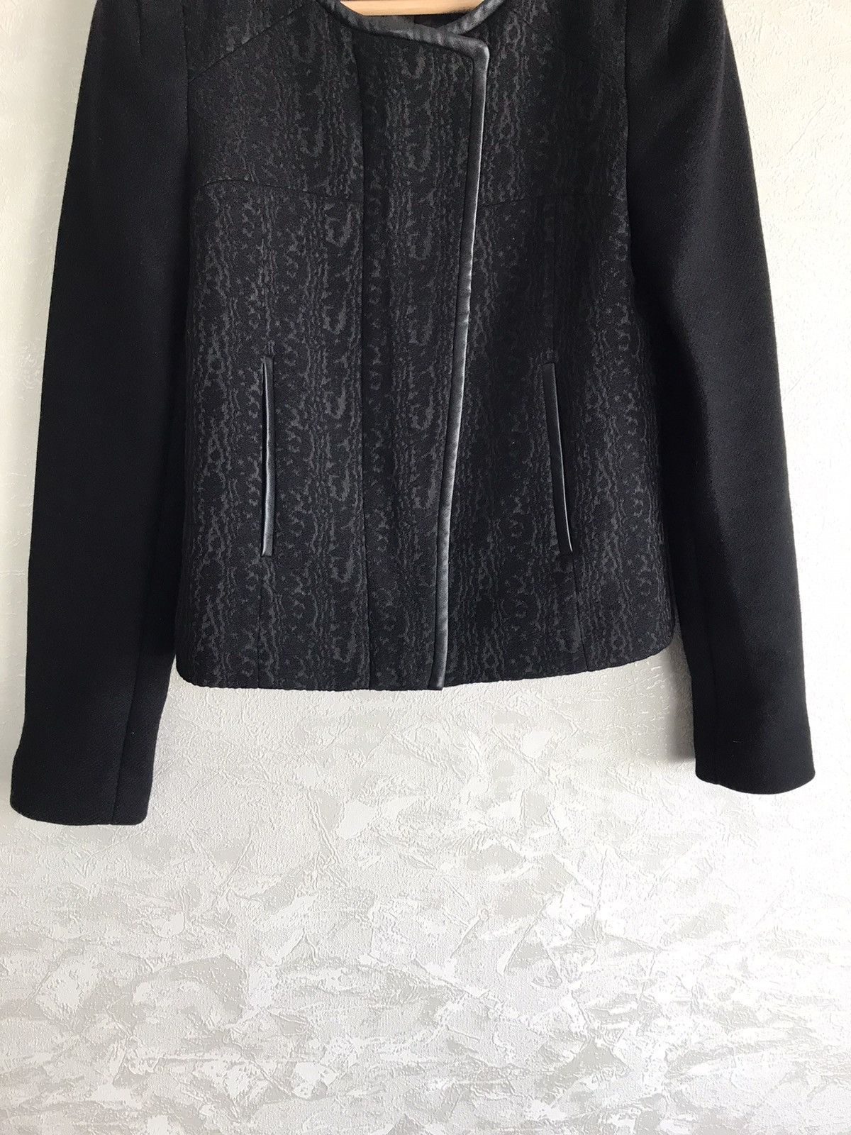 Comptoir des Cotonniers Cropped Wool Jacket