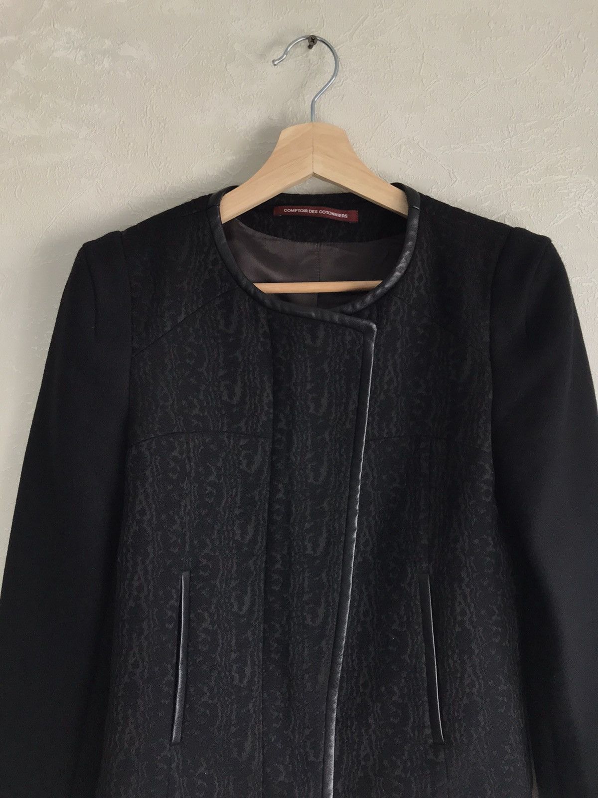 Comptoir des Cotonniers Cropped Wool Jacket