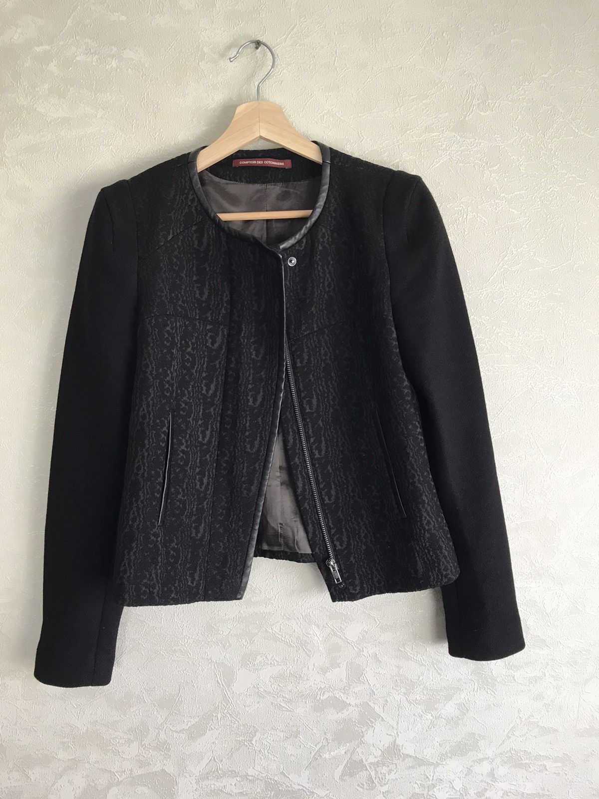 Comptoir des Cotonniers Cropped Wool Jacket