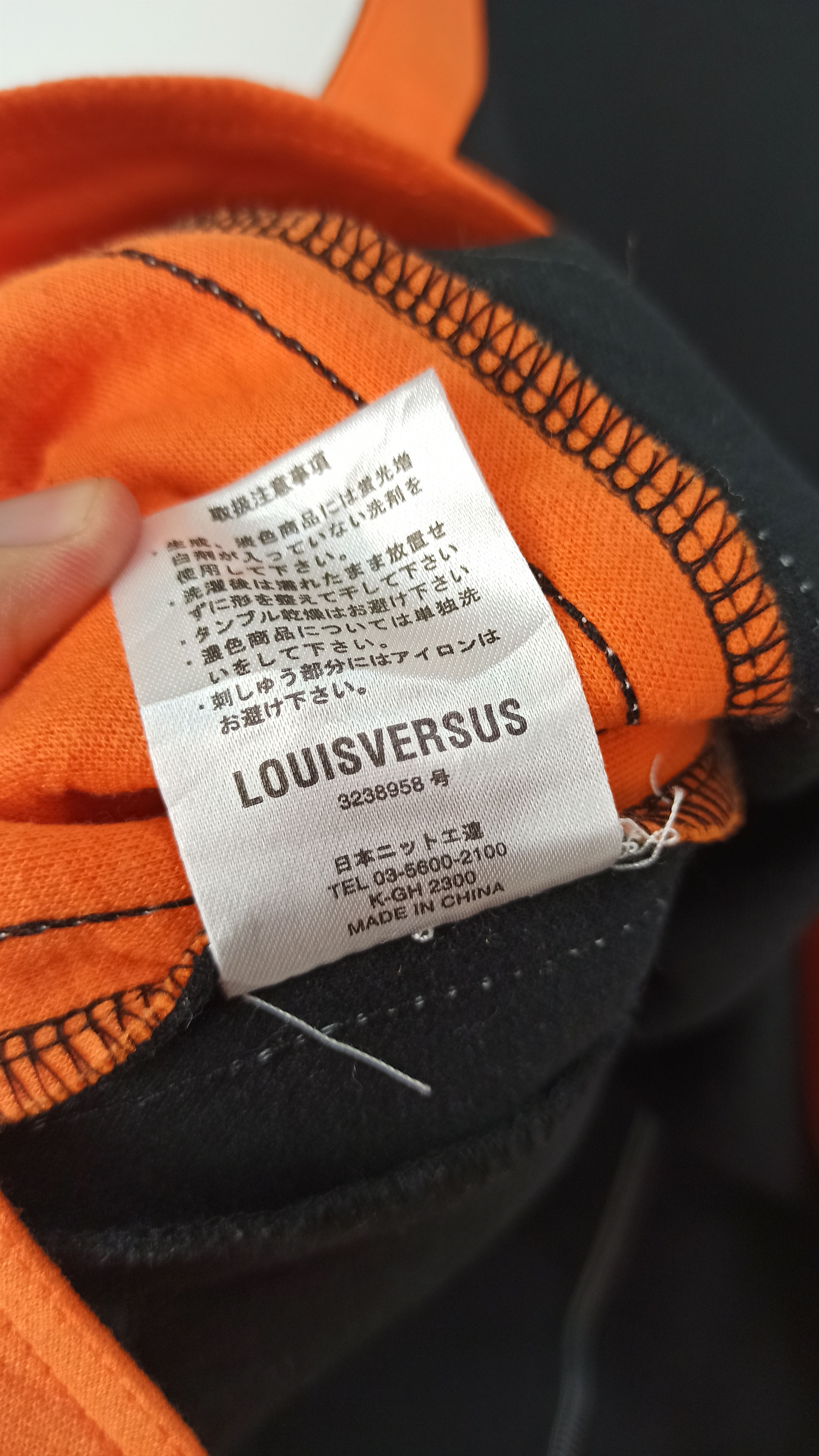 Vintage LOUIS VERSUS EMBROIDERED DESIGN VEST Size US M / EU 48-50 / 2 - 8 Thumbnail