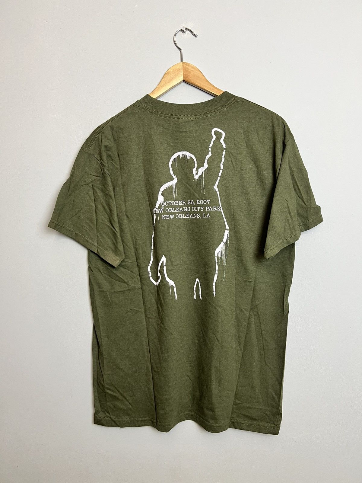 Band Tees 00s Rage Against the Machine The battle Nu Metal Band Tee Size US M / EU 48-50 / 2 - 2 Thumbnail
