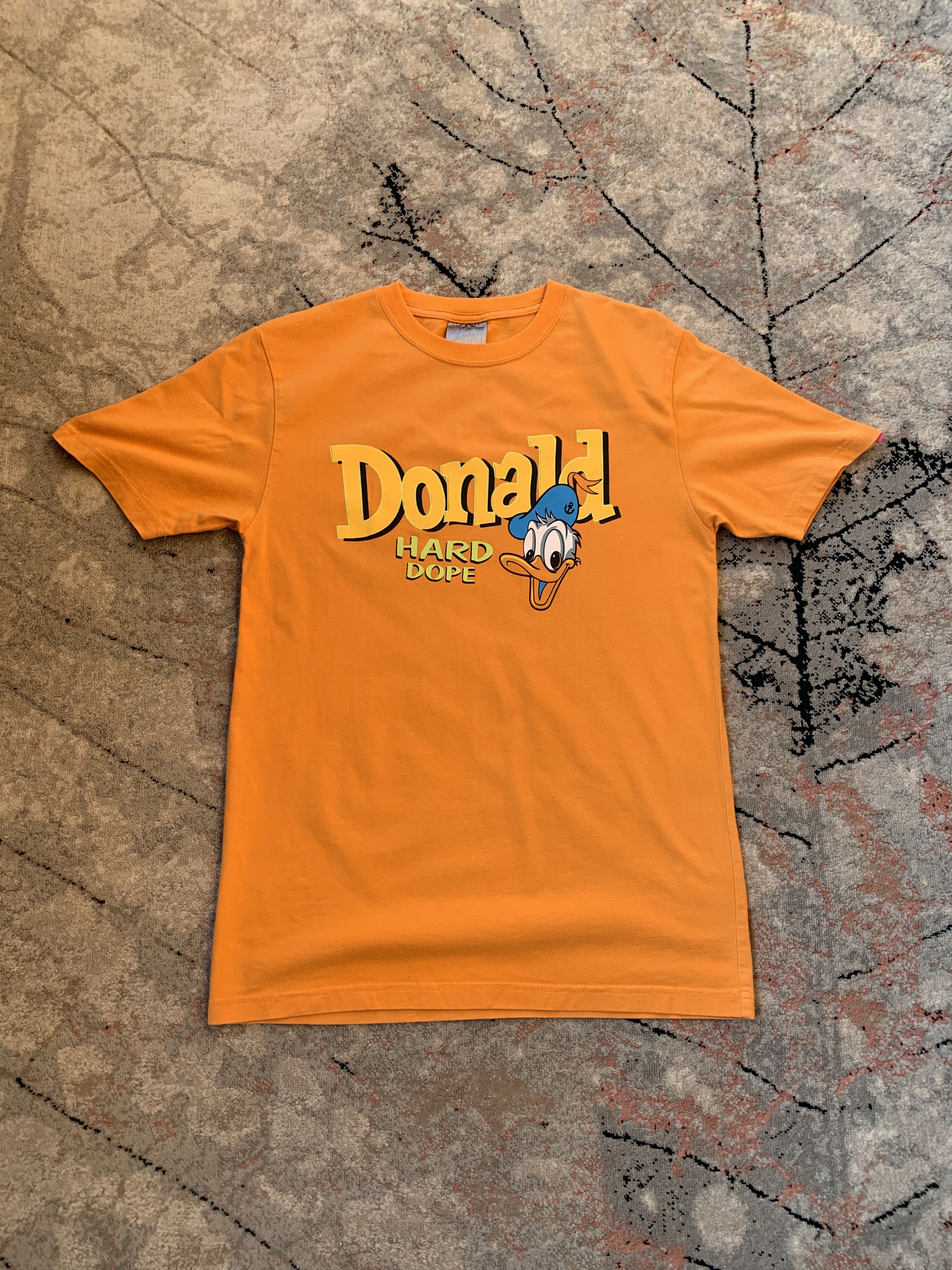 Vintage Donald Hard Dope Coca Roach Tee Size US S / EU 44-46 / 1 - 1 Thumbnail