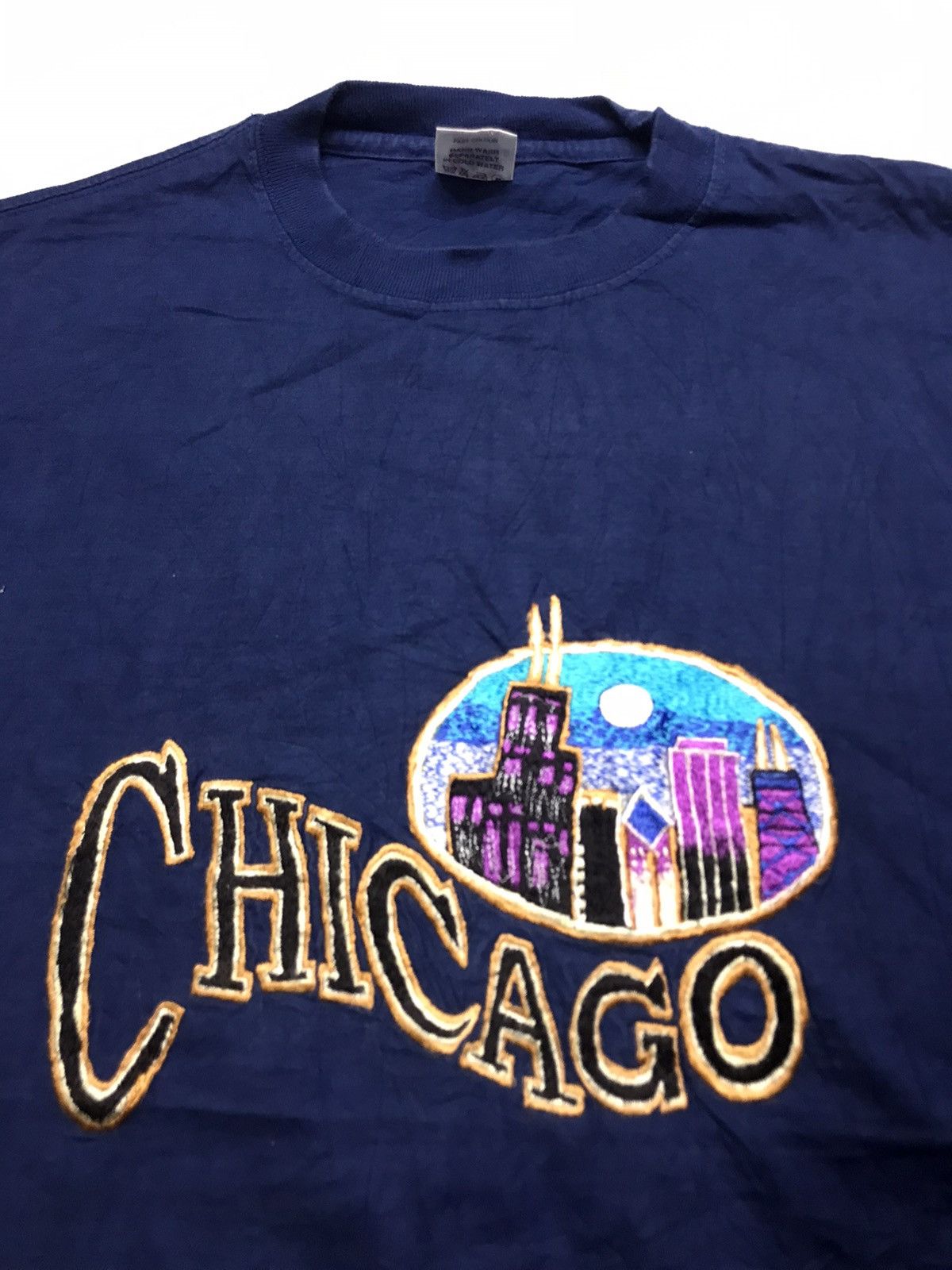 Vintage Vintage Chicago Tshirt Embroided Size US XL / EU 56 / 4 - 2 Thumbnail