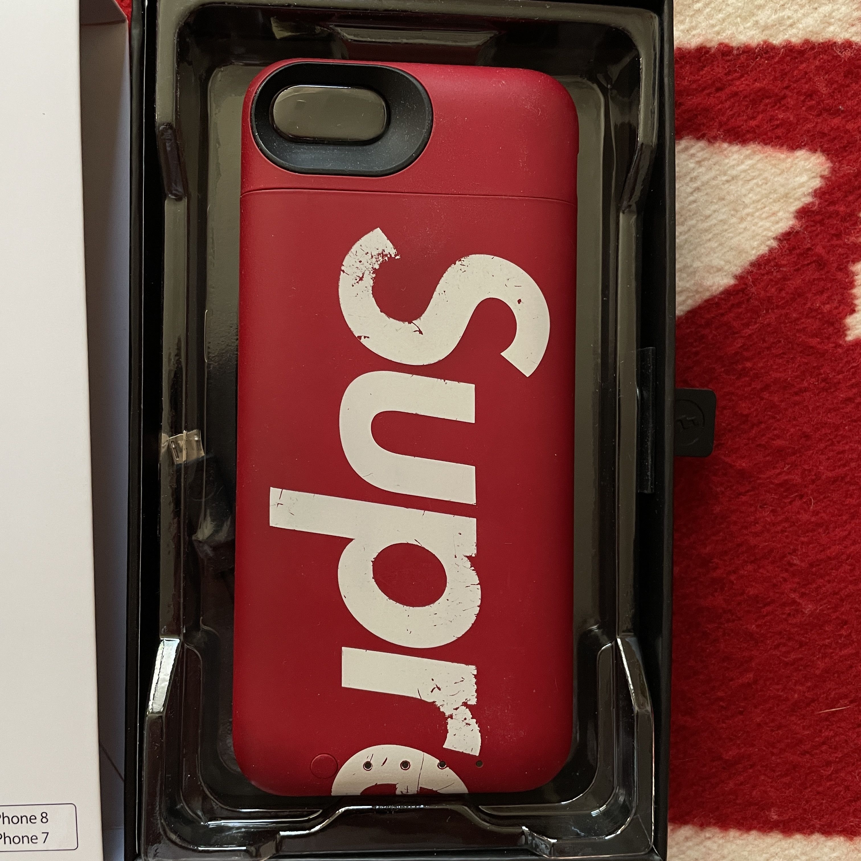 Supreme Supreme - Mophie iPhone 8 (fits 7) Case - Juice Pack Air ...