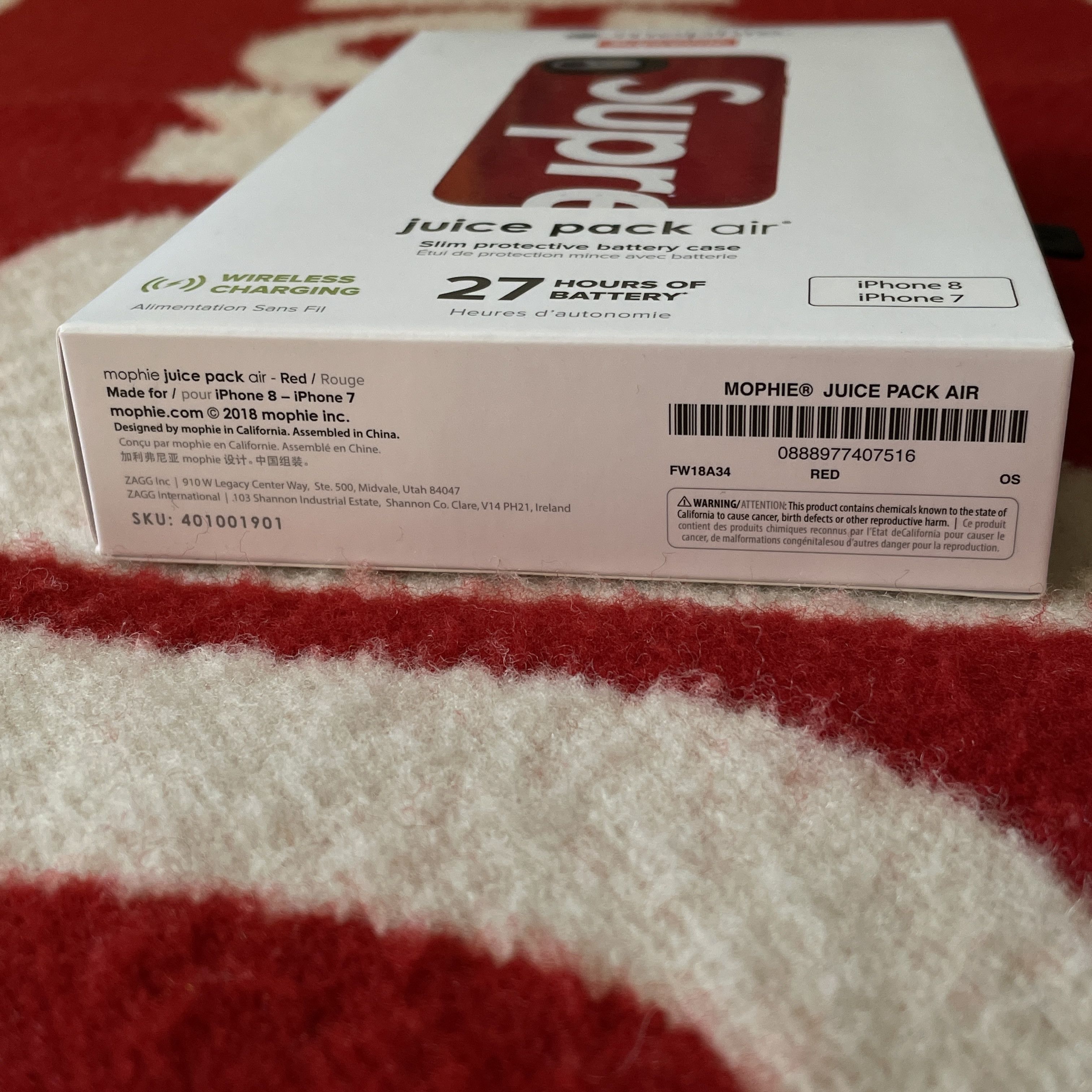 Supreme Supreme - Mophie iPhone 8 (fits 7) Case - Juice Pack Air Size ONE SIZE - 10 Thumbnail
