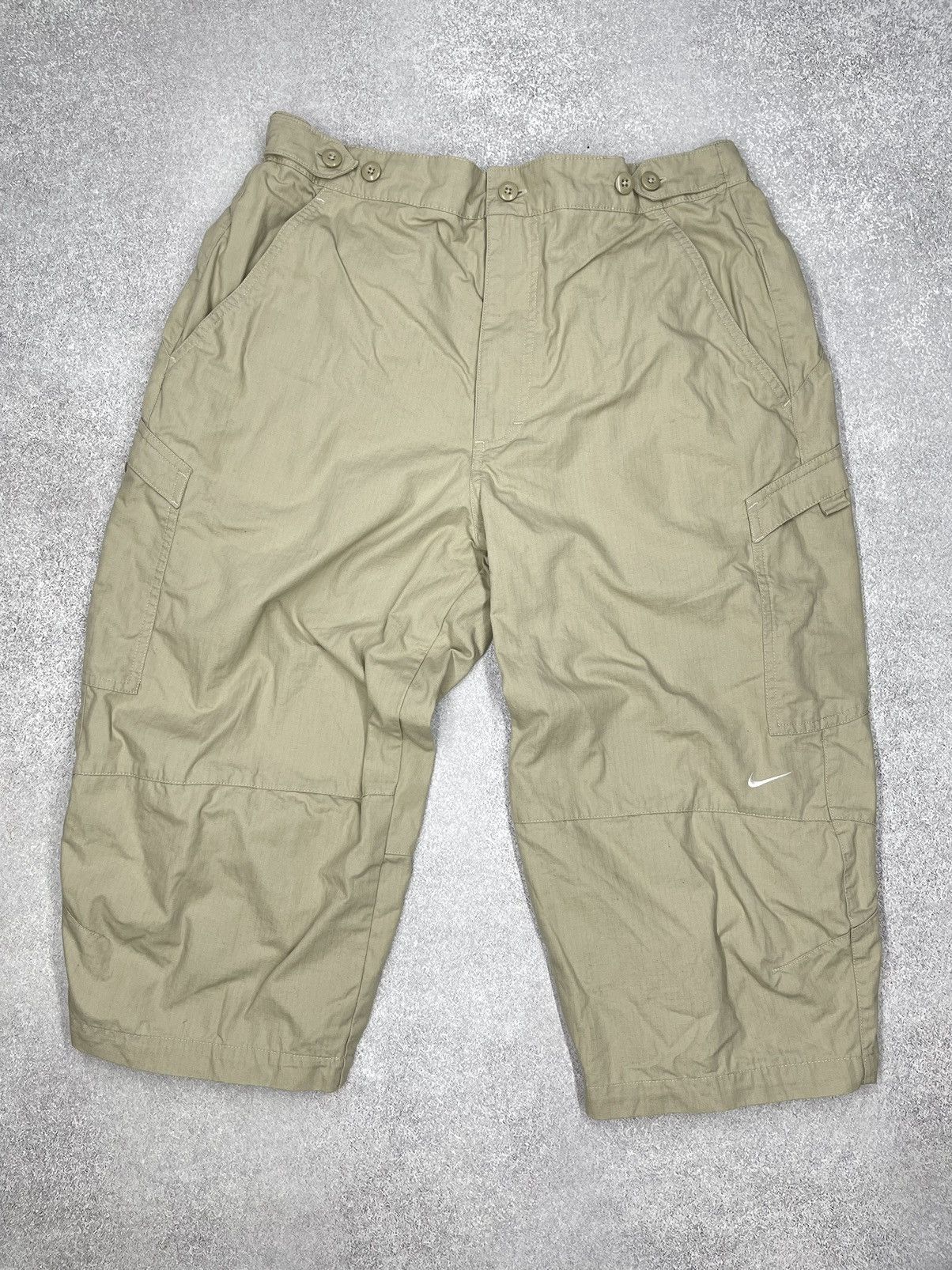 Nike Vintage Nike Cargo Breeches Shorts Beige Y2K Drill TN Size L Size US 34 / EU 50 - 2 Thumbnail