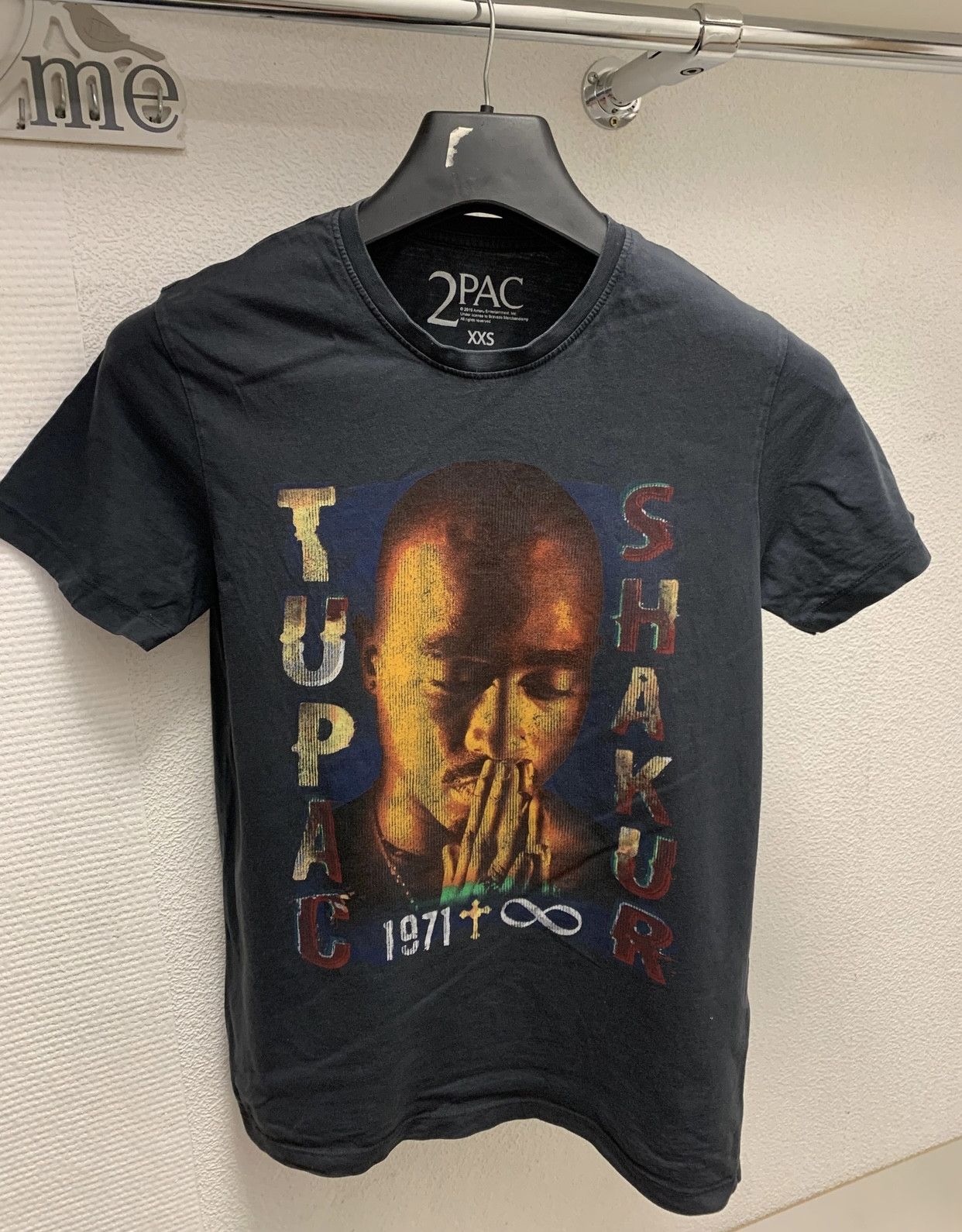 Band Tees 2PAC Tupac Shakur big logo t-shirt xs size rap tee band Size US XS / EU 42 / 0 - 1 Thumbnail