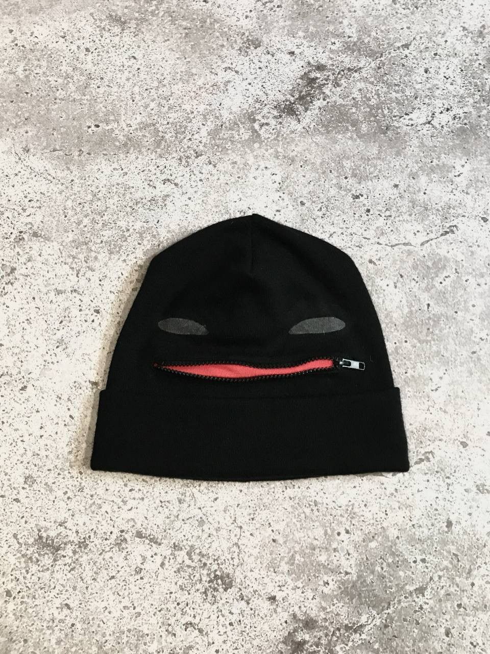 Vintage Y2K Hat Small Face Black OS