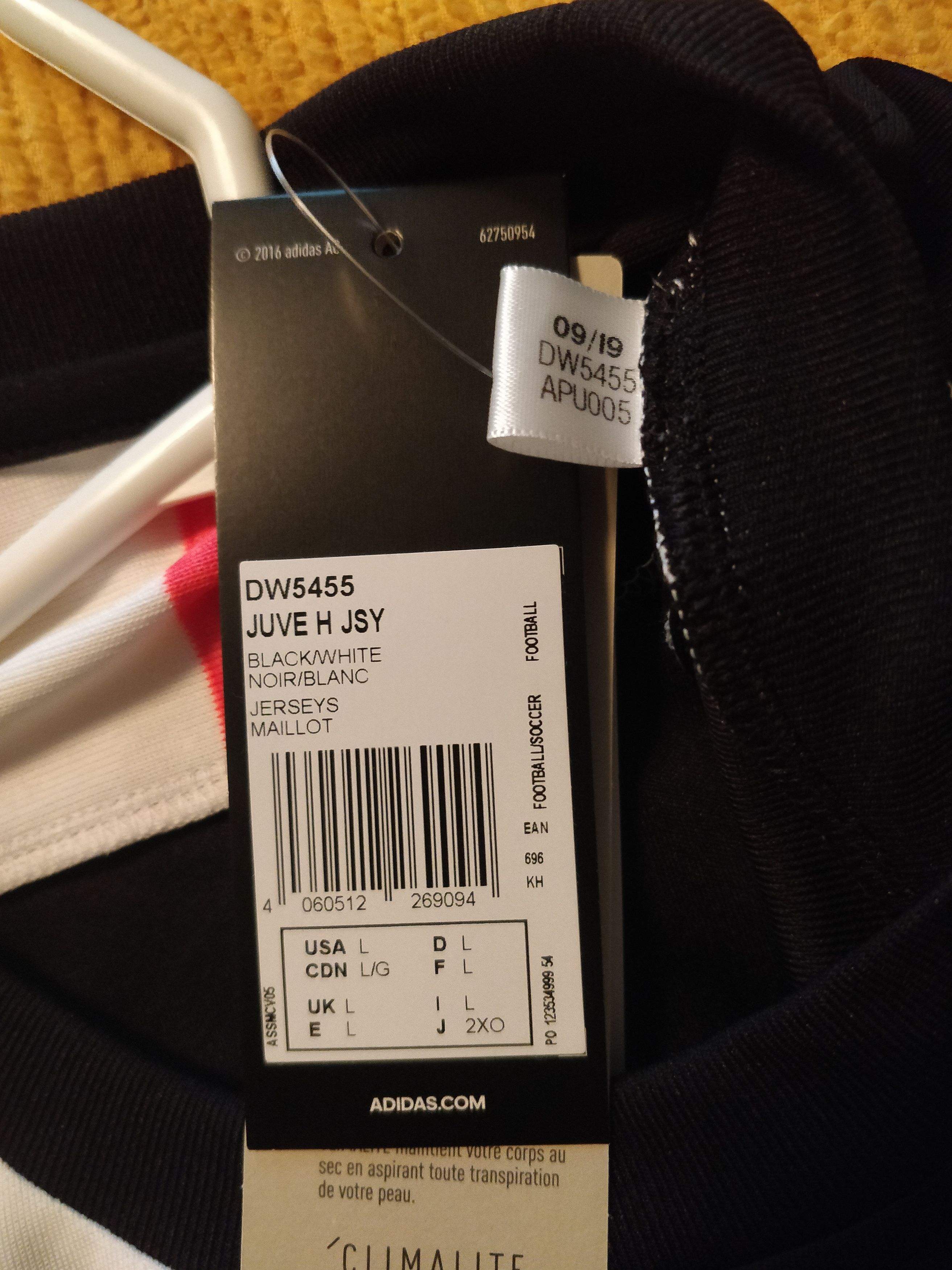 Adidas Juventus BNWT 2019 Home Jersey Adidas Size US L / EU 52-54 / 3 - 3 Thumbnail