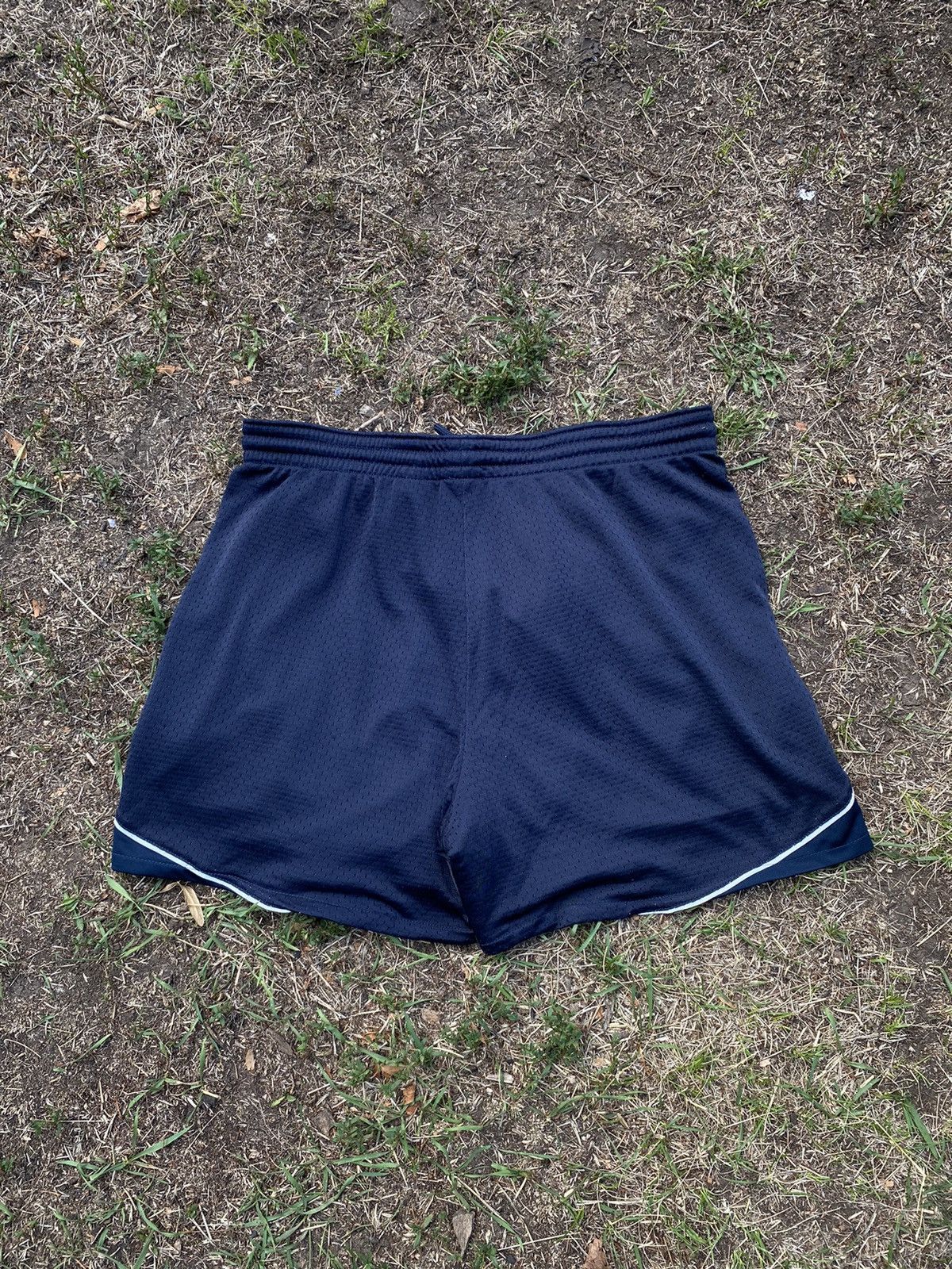 Nike Vintage Nike shorts streetwear swoosh casual y2k size M Size 32" / US 10 / IT 46 - 2 Thumbnail
