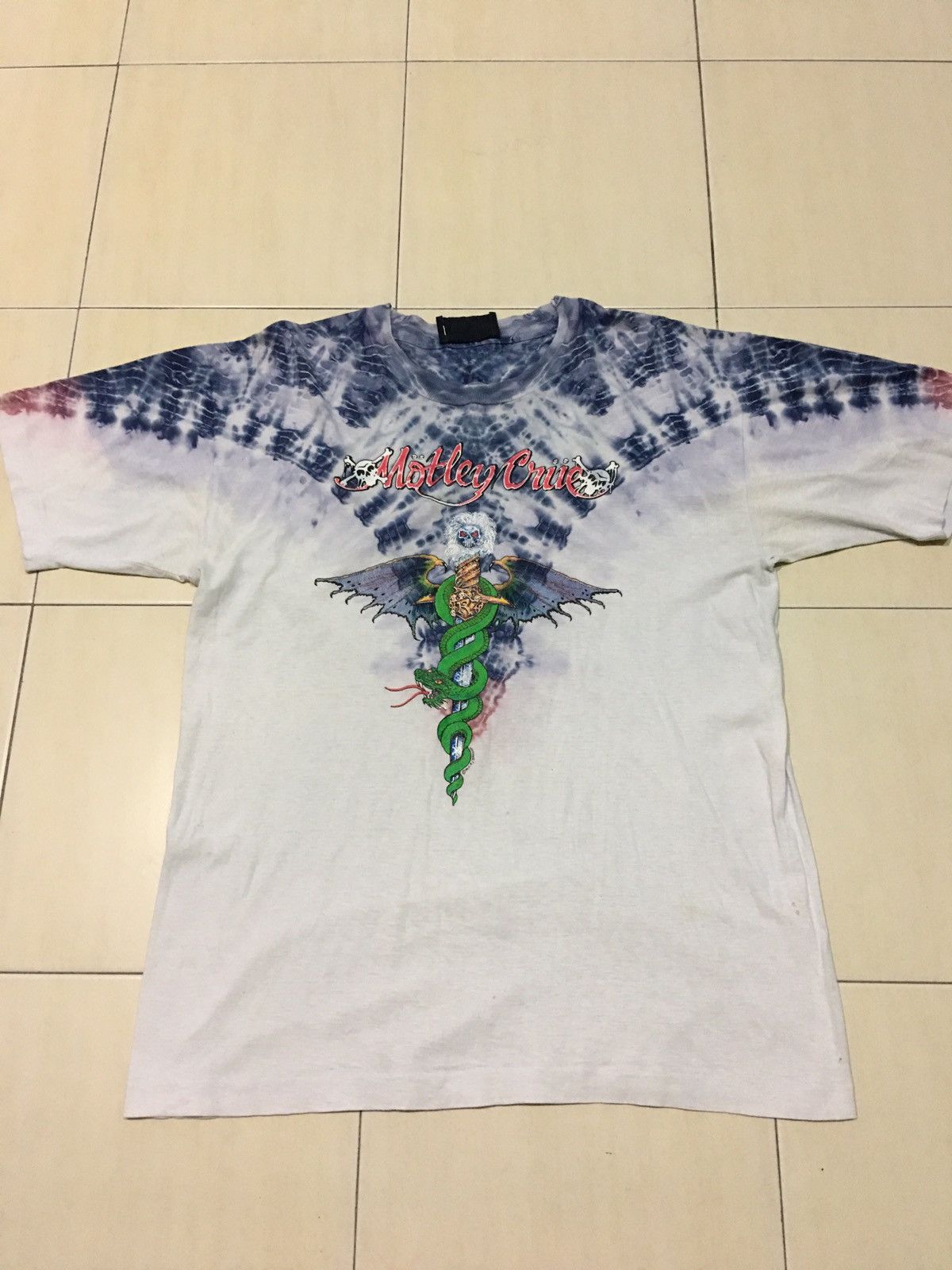 Band Tees Rare 80s Vintage Motley crue Tie Dye Pushead Tour shirt Size US L / EU 52-54 / 3 - 6 Thumbnail