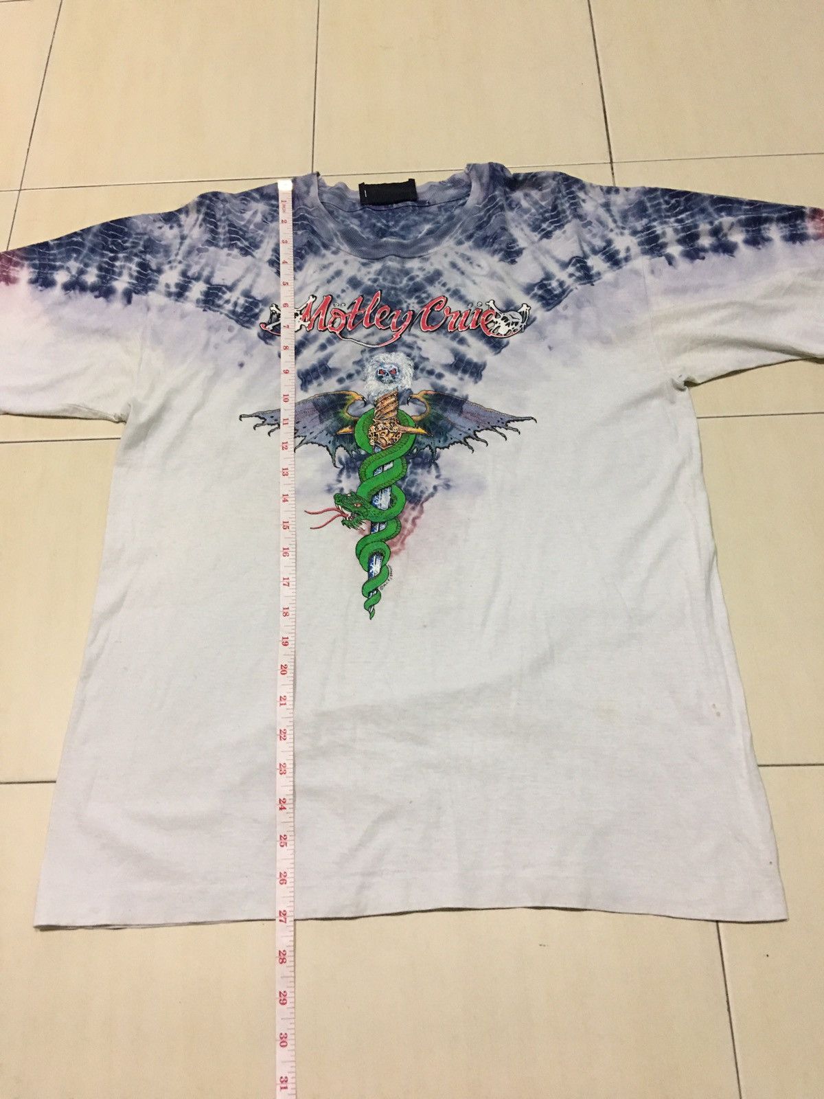 Band Tees Rare 80s Vintage Motley crue Tie Dye Pushead Tour shirt Size US L / EU 52-54 / 3 - 11 Thumbnail