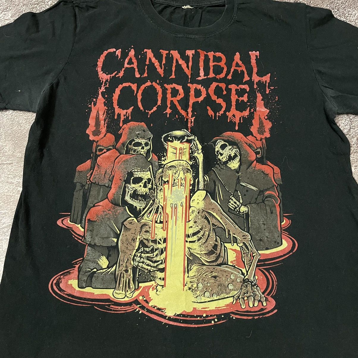 Vintage Vintage 90s Cannibal Corpse Band Tee Graphic Grunge Boxy M Size US M / EU 48-50 / 2 - 5 Thumbnail