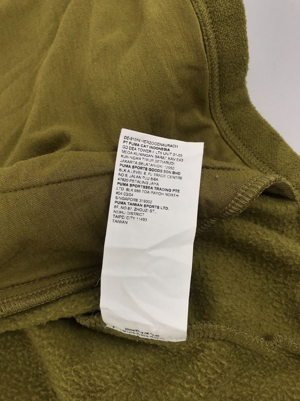 Puma Puma Fleece Sweatshirt Zip Up Design Unisex Wear Size XL Size US L / EU 52-54 / 3 - 8 Thumbnail