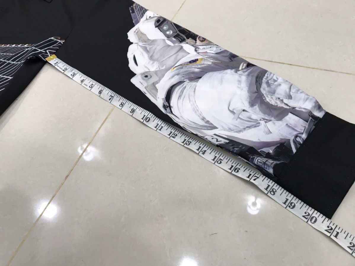 Arts & Science New Hype Style Astronaut Futuristic Big Screen Printed Size US L / EU 52-54 / 3 - 10 Thumbnail