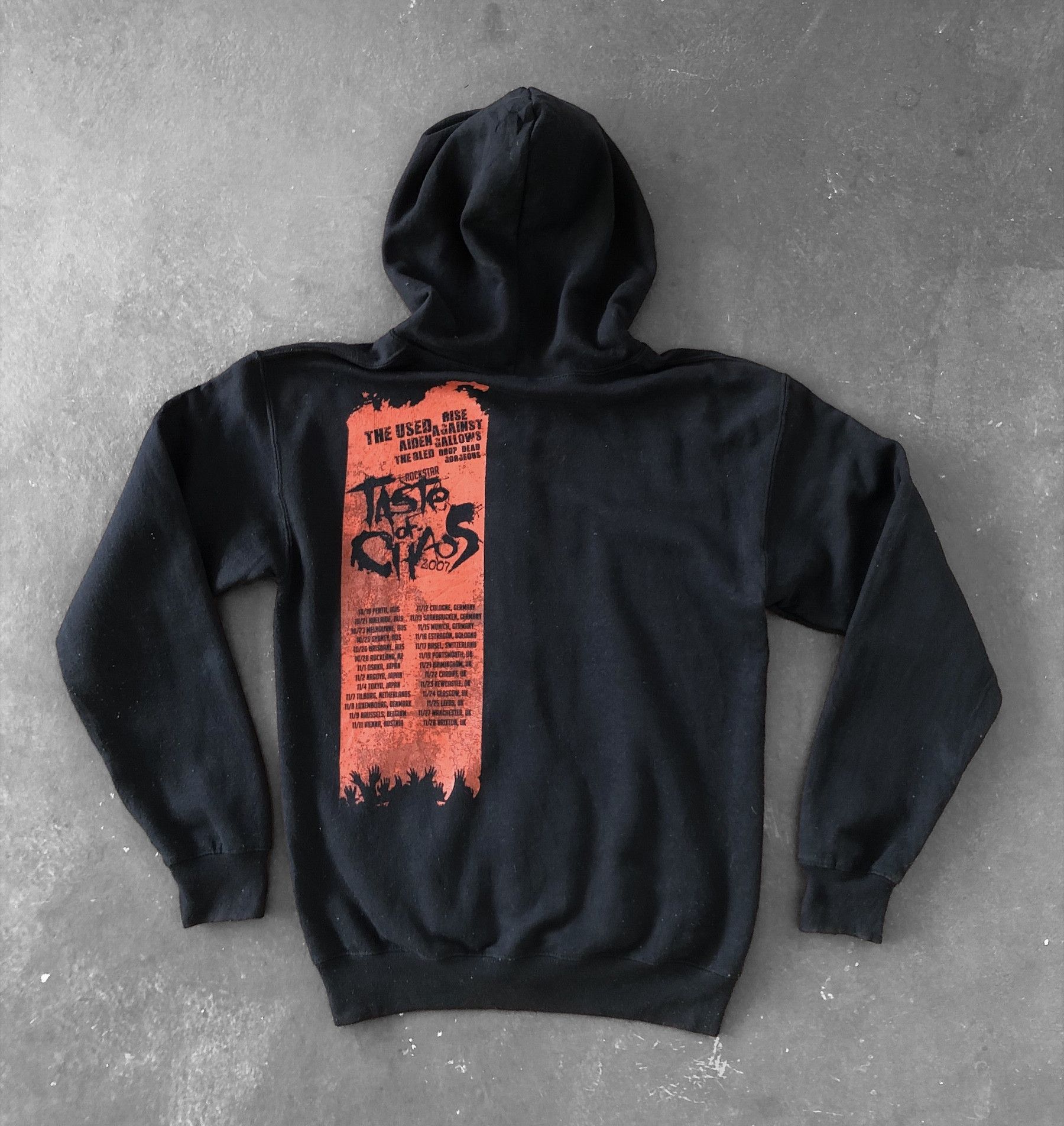 Band Tees RARE🔥2007 HARDCORE PUNK TASTE OF CHAOS TOUR ZIPPER HOODIE Size US M / EU 48-50 / 2 - 2 Thumbnail