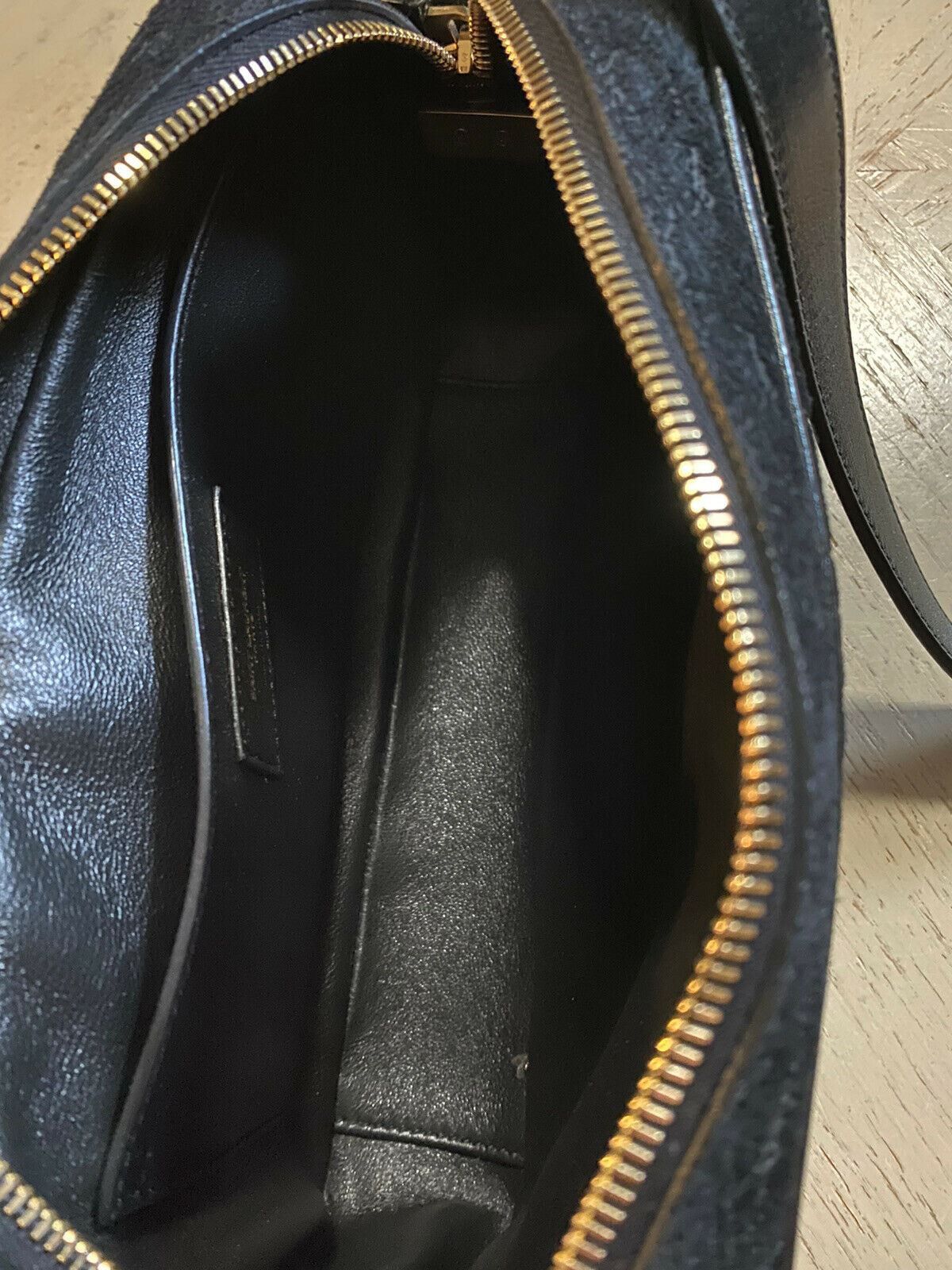 Saint Laurent Paris Shoulder Bag in Black Size ONE SIZE - 8 Thumbnail