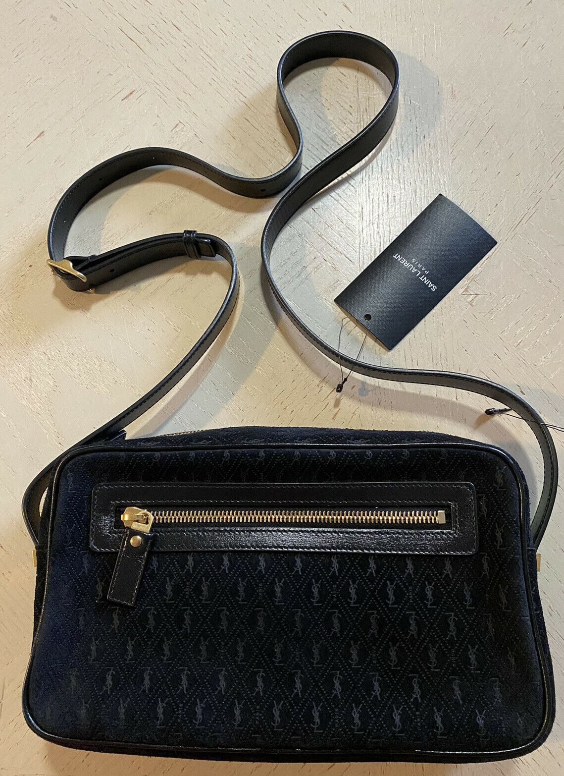 Saint Laurent Paris Shoulder Bag in Black Size ONE SIZE - 2 Thumbnail