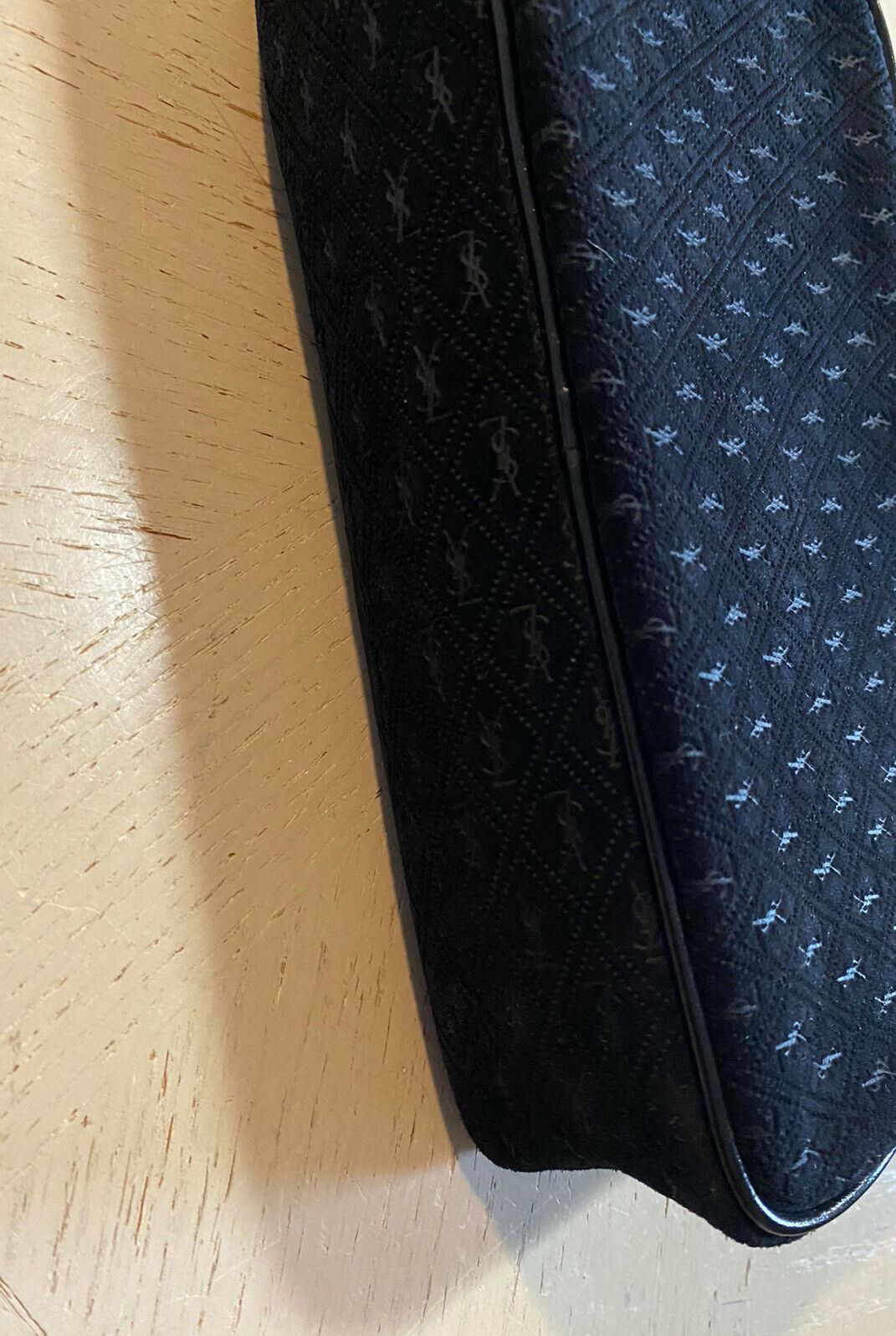 Saint Laurent Paris Shoulder Bag in Black Size ONE SIZE - 6 Thumbnail