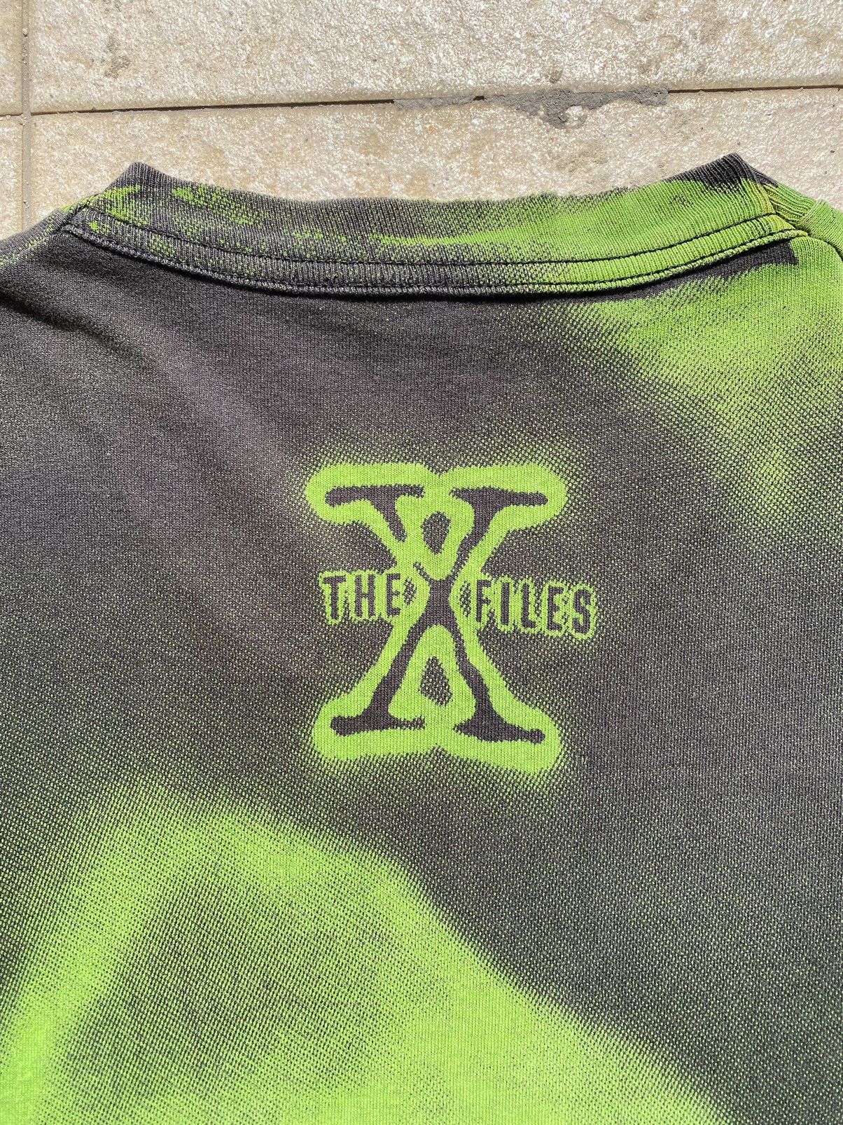 Expert Horror Vintage 1994 The X-Files Alloverprint by Stanley Desantis Size US XL / EU 56 / 4 - 13 Thumbnail