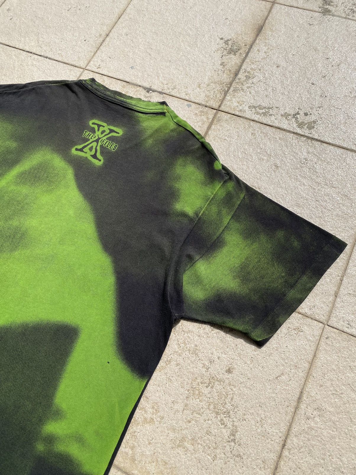 Expert Horror Vintage 1994 The X-Files Alloverprint by Stanley Desantis Size US XL / EU 56 / 4 - 12 Thumbnail