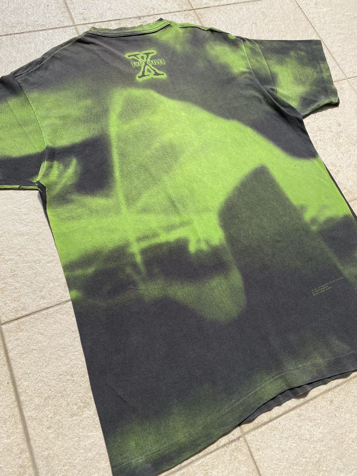 Expert Horror Vintage 1994 The X-Files Alloverprint by Stanley Desantis Size US XL / EU 56 / 4 - 11 Thumbnail