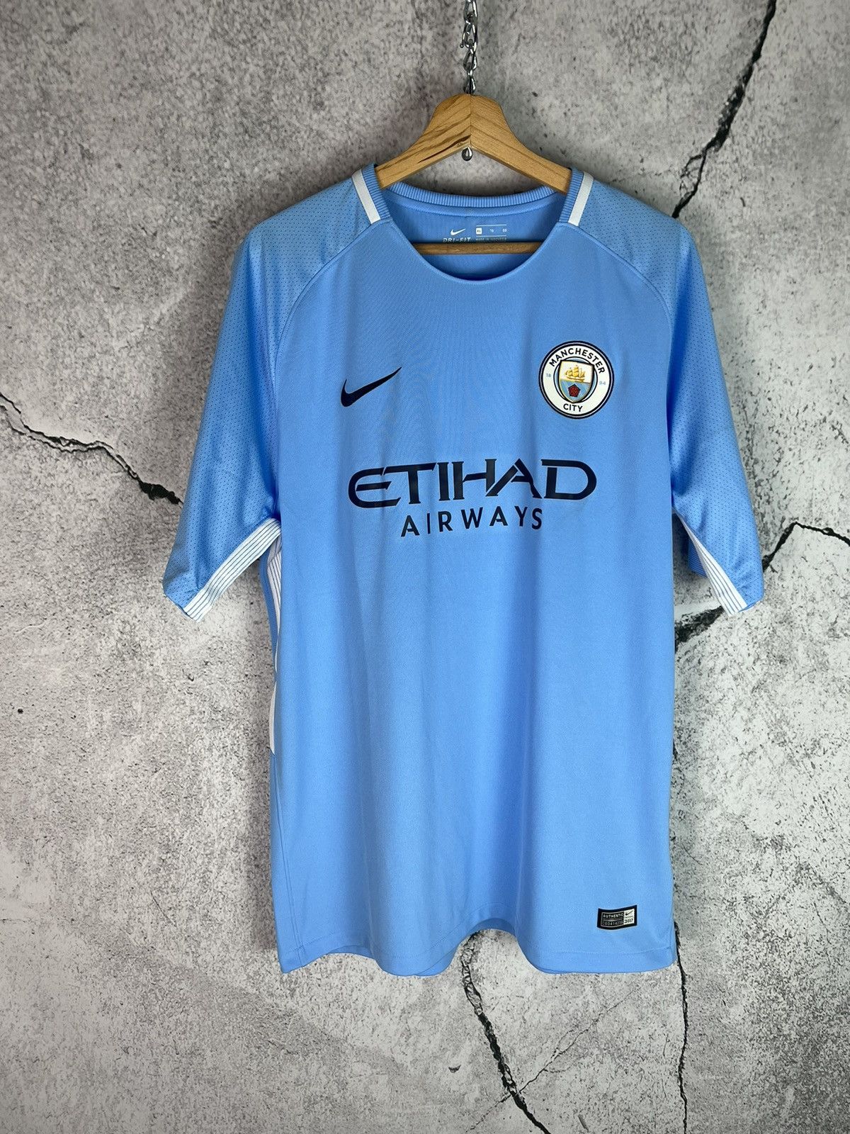 Nike Manchester City 2017-2018 Champions Soccer Jersey Football Size US XL / EU 56 / 4 - 1 Thumbnail