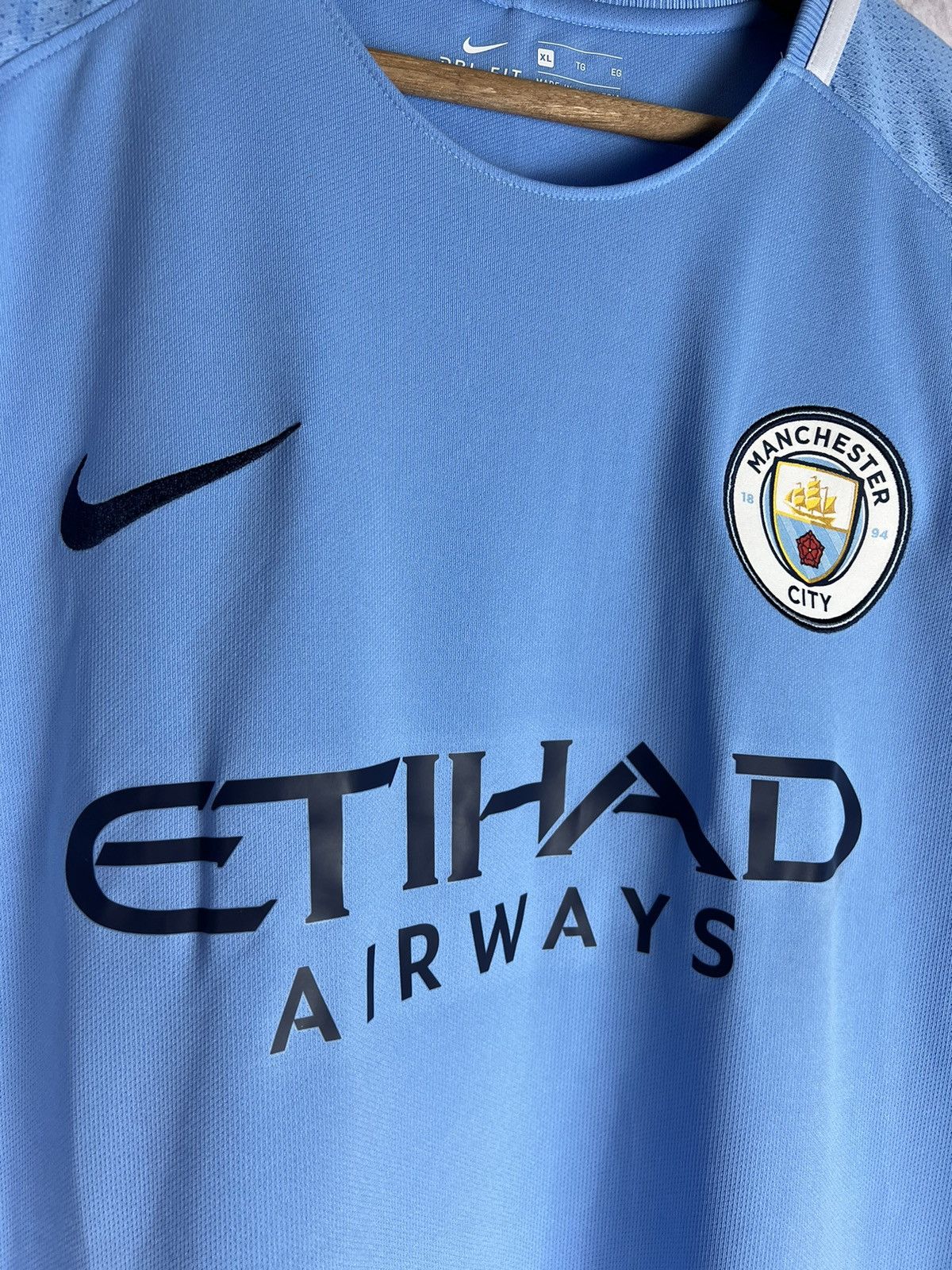 Nike Manchester City 2017-2018 Champions Soccer Jersey Football Size US XL / EU 56 / 4 - 4 Thumbnail