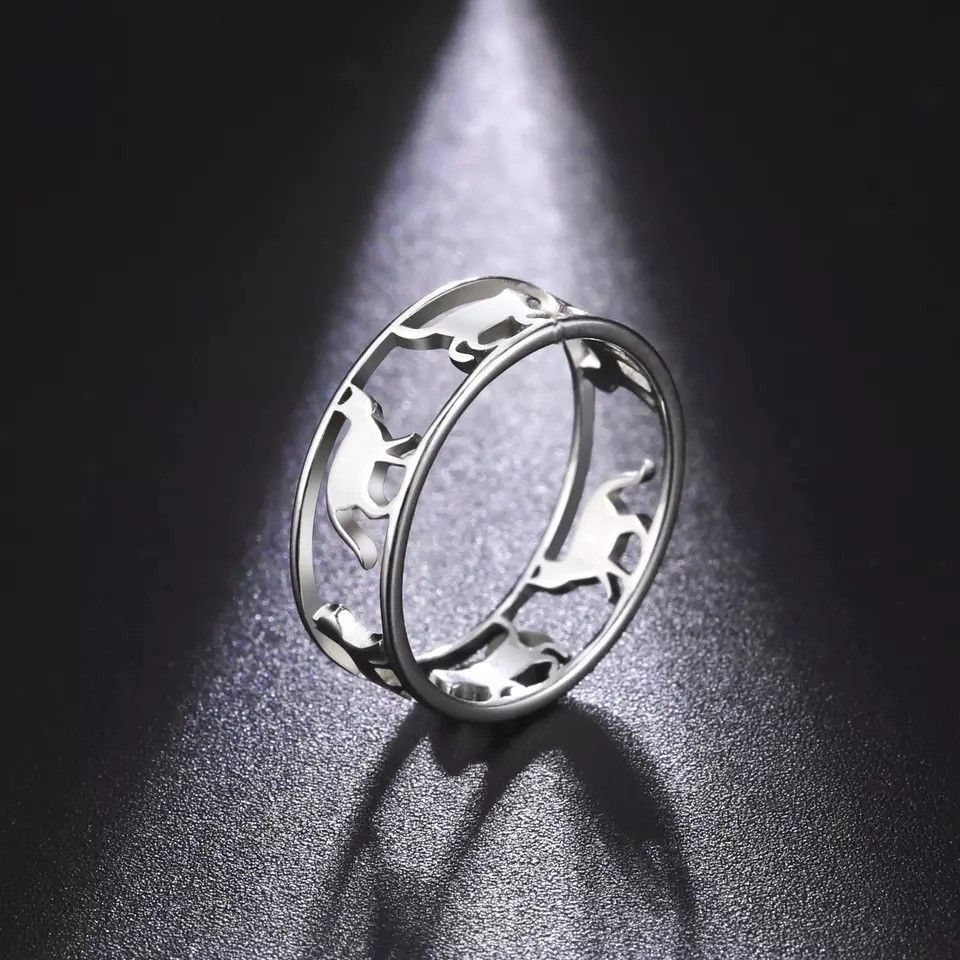 Jewelry × Vintage Hollow Walking Cats Ring Size ONE SIZE - 1 Thumbnail