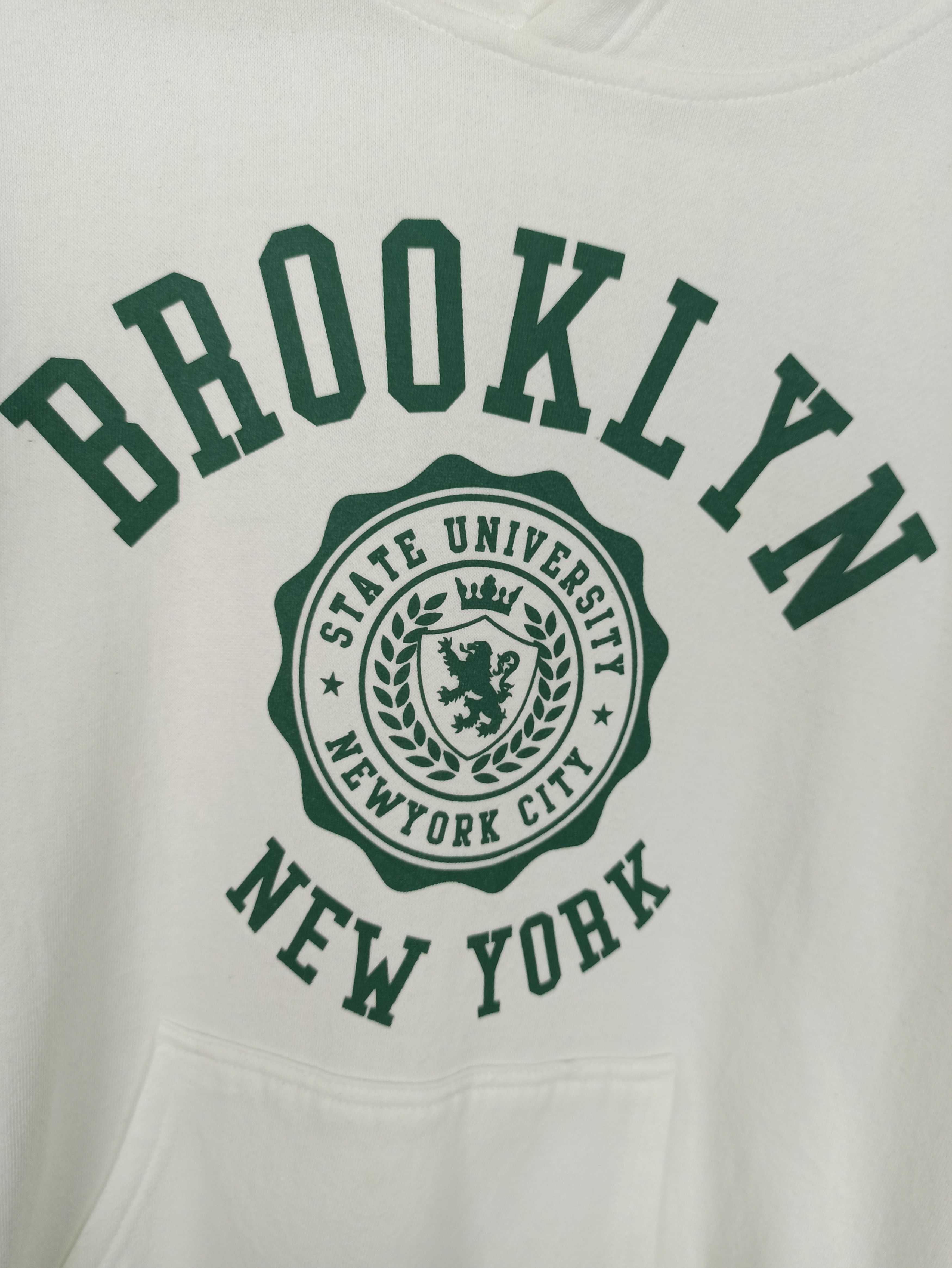 Other University of Brooklyn New York City sweatshirt (c37) Size US XL / EU 56 / 4 - 3 Thumbnail