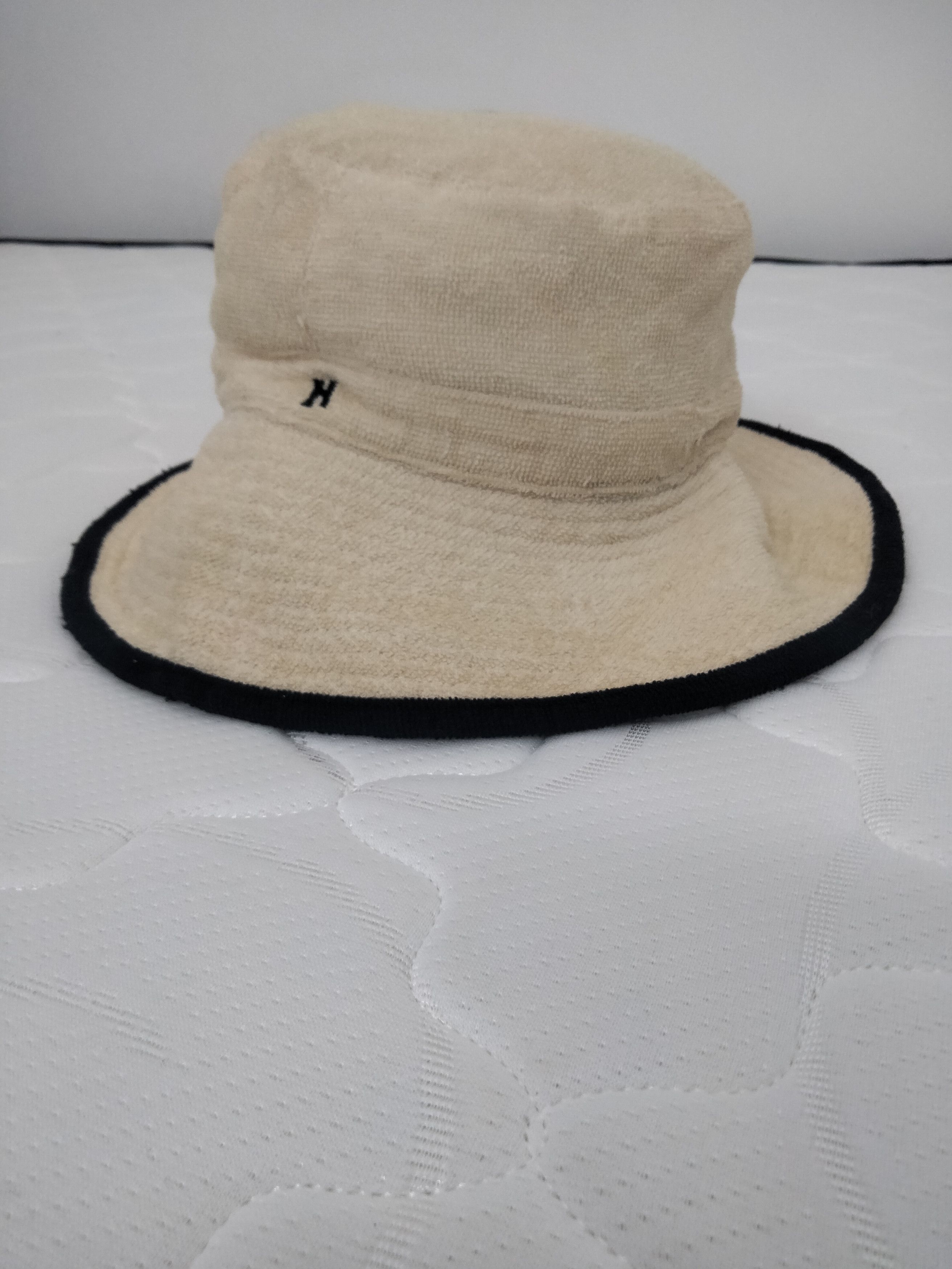 Hermes Vintage Hermes Knitted Bucket Hat | Grailed