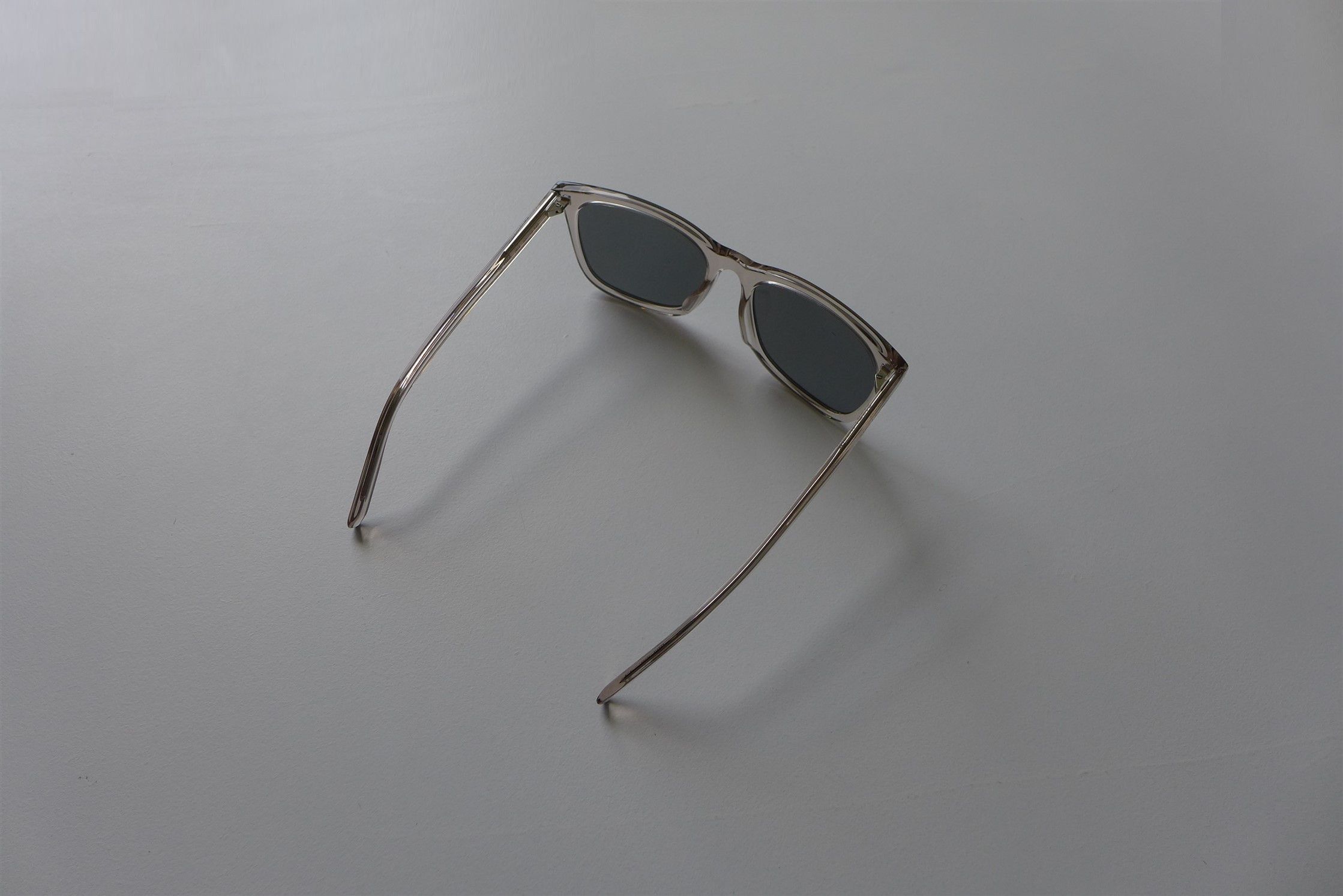 Saint Laurent Paris Saint Laurent SL116/K Sunglasses - Clear Acetate Size ONE SIZE - 4 Thumbnail