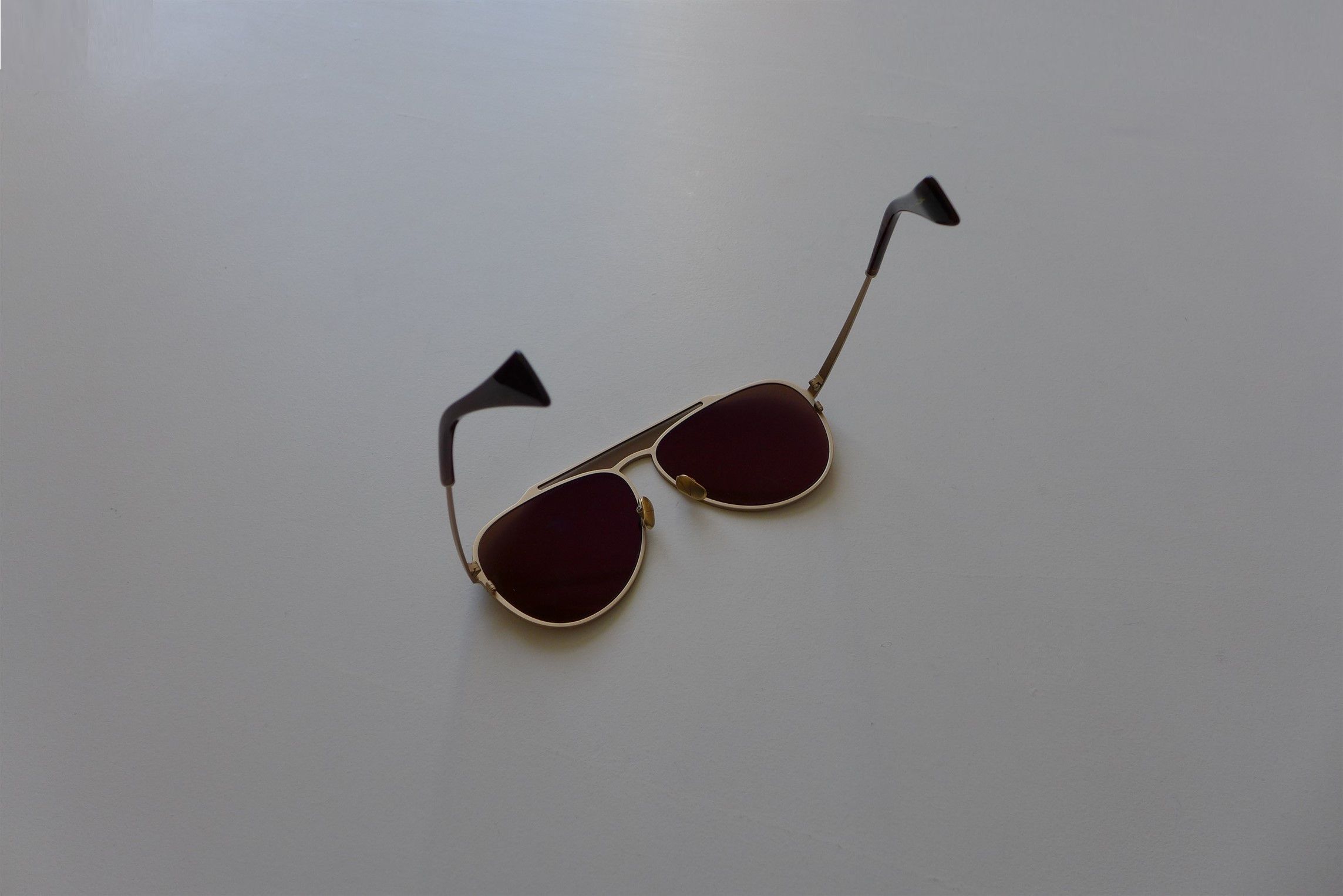 Yohji Yamamoto Yohji Yamamoto YY7039 Aviator Sunglasses - Matte Gold Size ONE SIZE - 1 Thumbnail