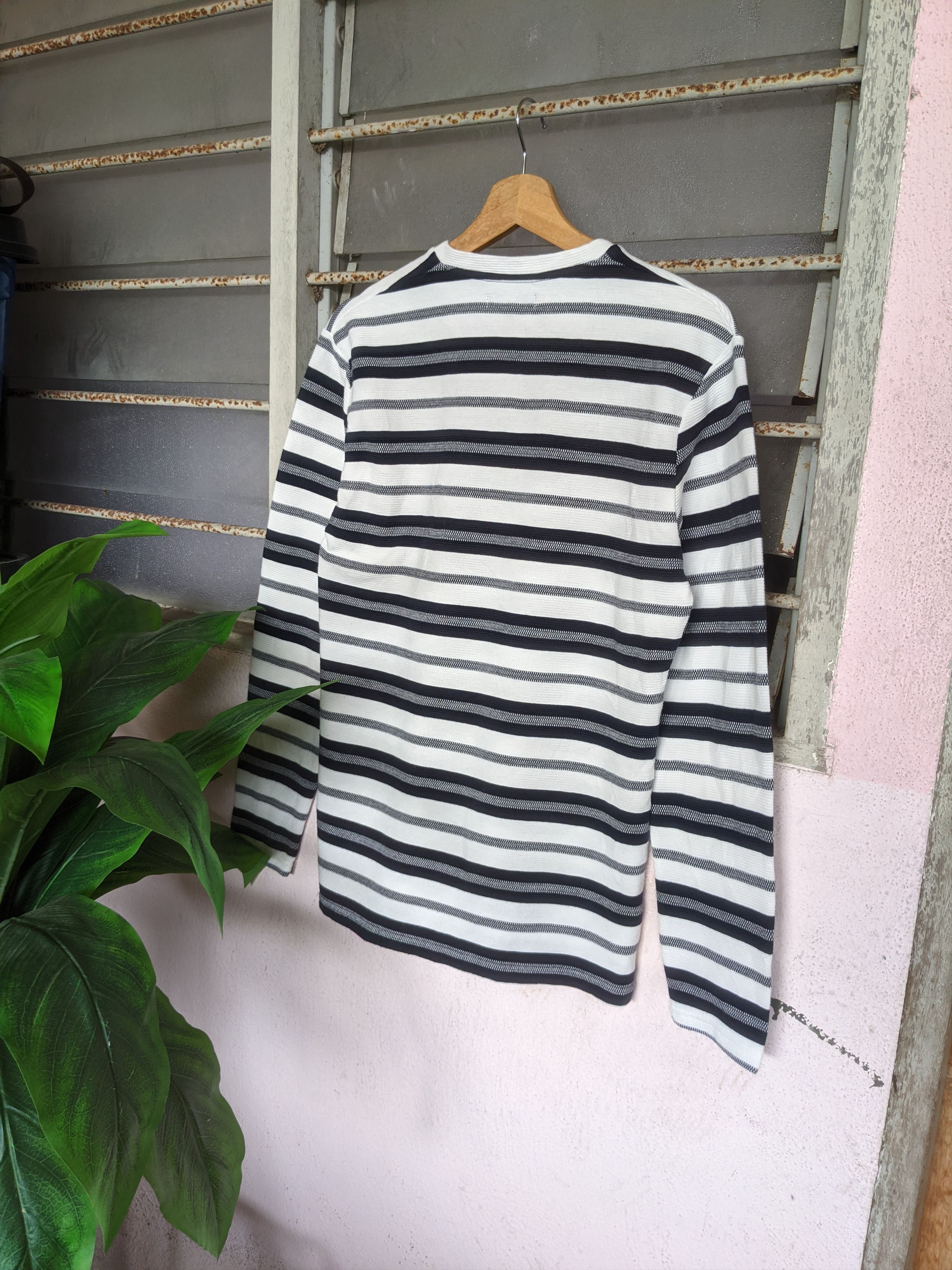 Japanese Brand ⚡️Steals⚡️ Semantic design Breton Long Sleeve Vneck Size US L / EU 52-54 / 3 - 2 Thumbnail